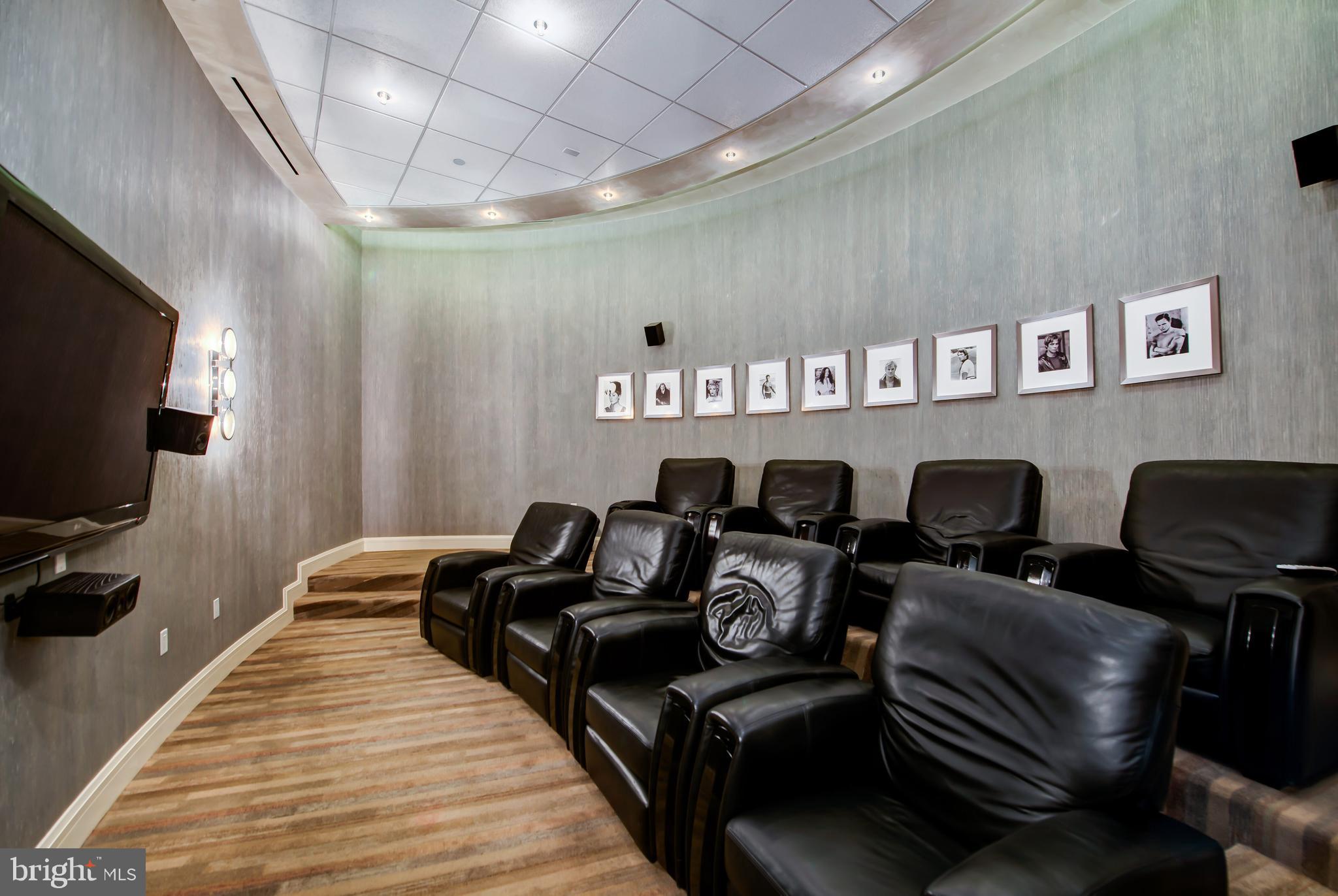 TURNBERRY TOWER - Residential