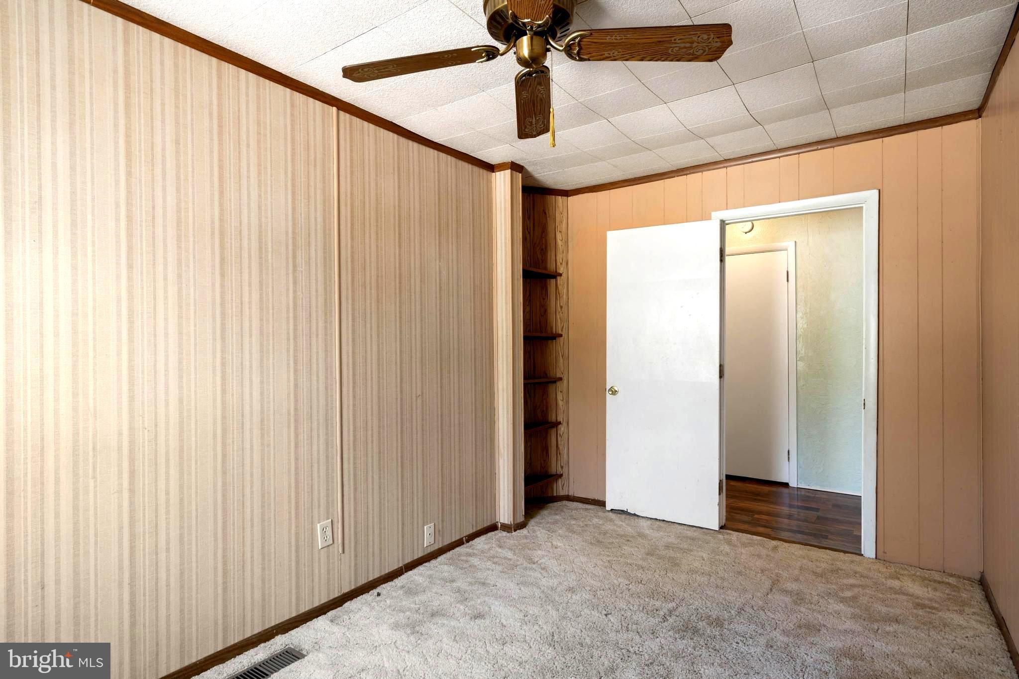 KAWAN ACRES - Residential