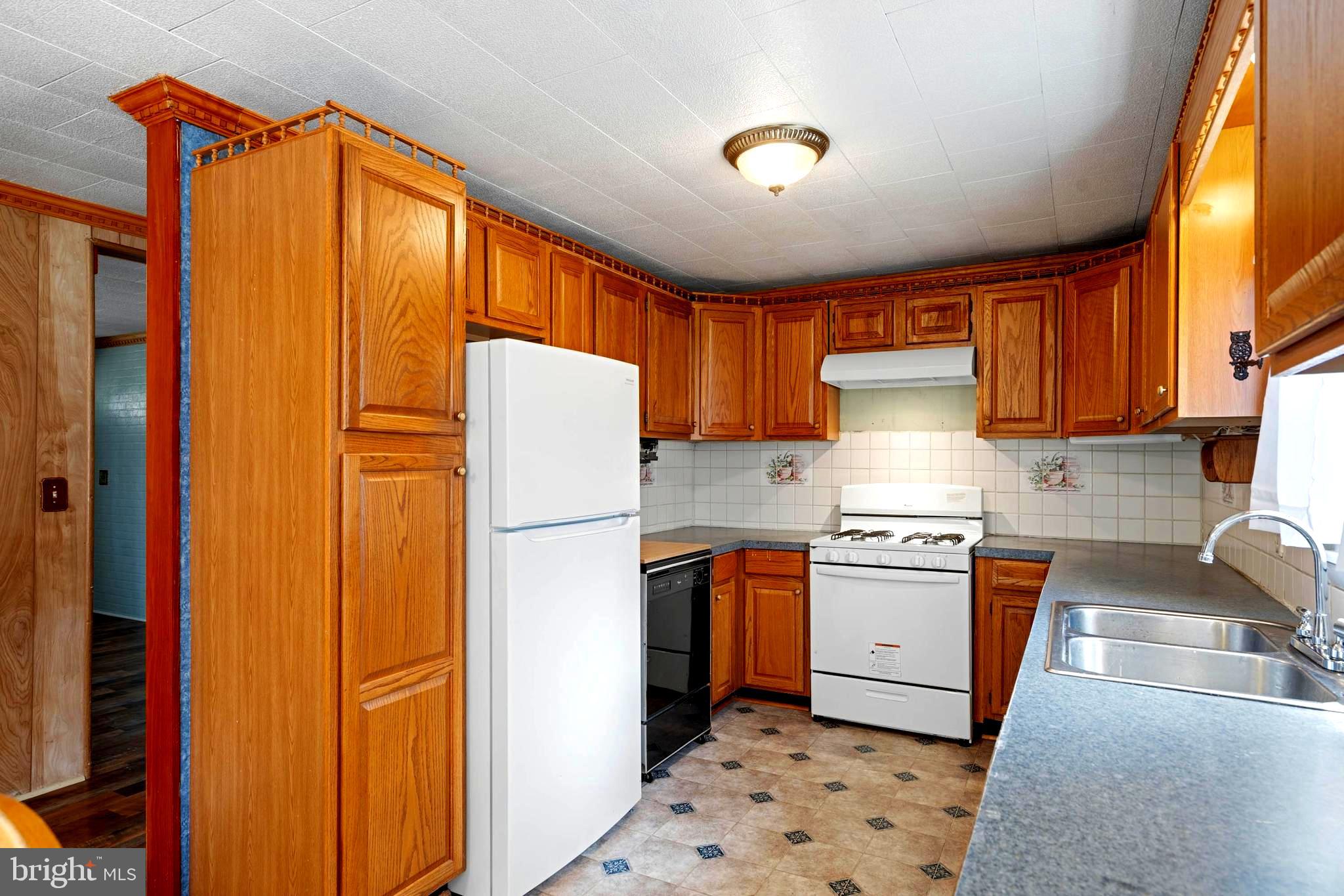 KAWAN ACRES - Residential