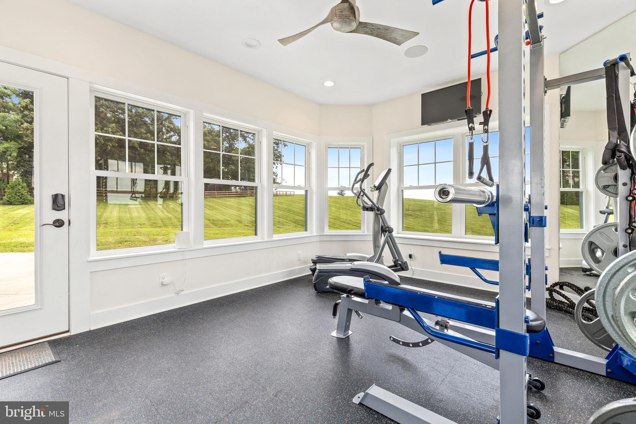 MOUNTAIN VISTA - Residential