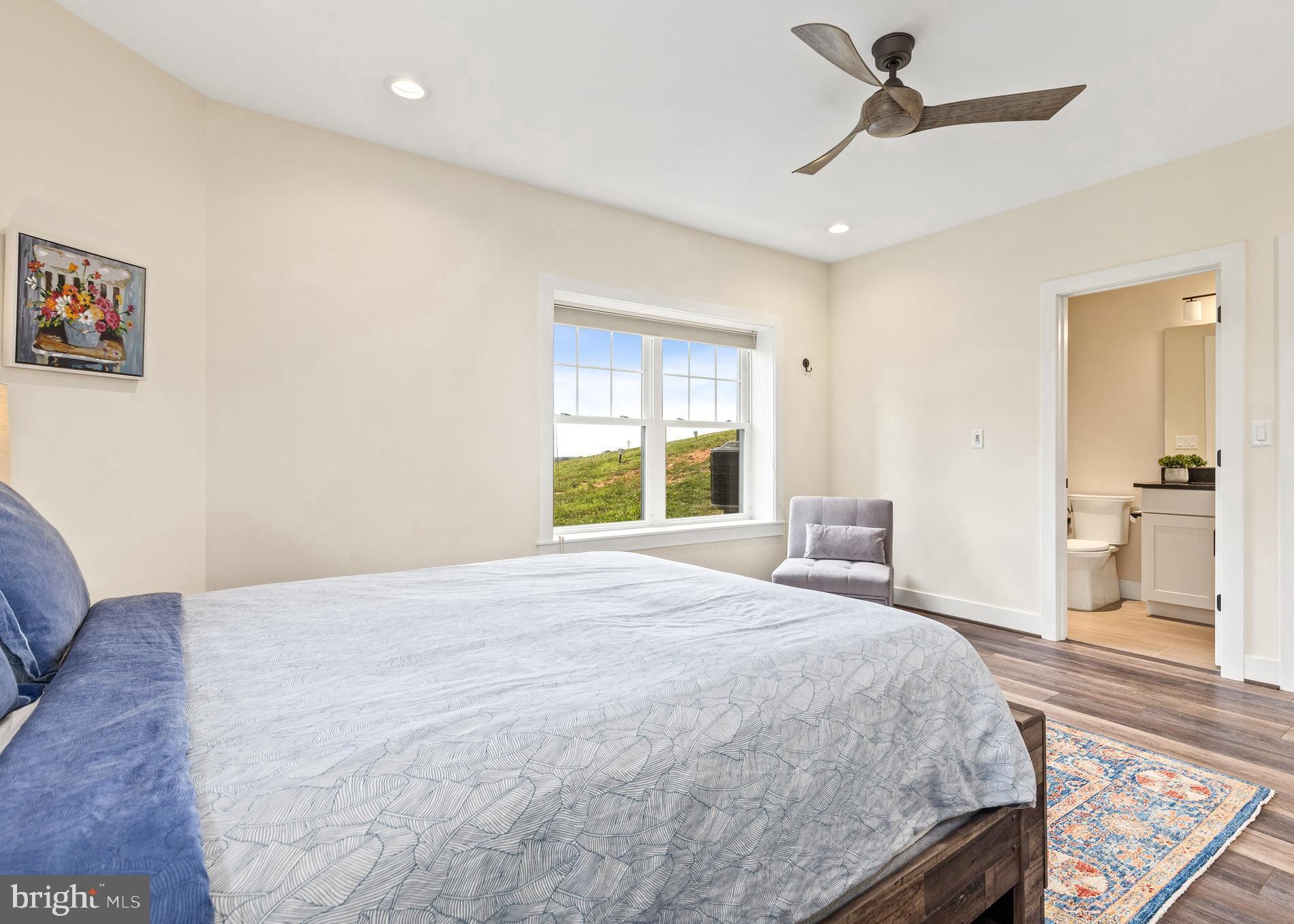 MOUNTAIN VISTA - Residential