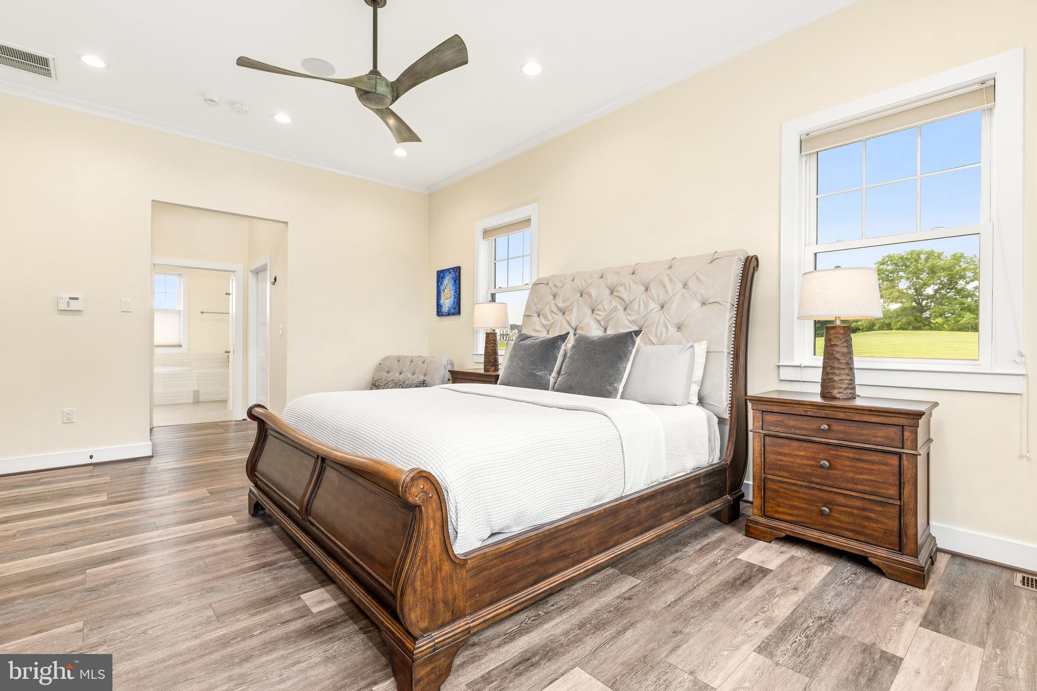 MOUNTAIN VISTA - Residential