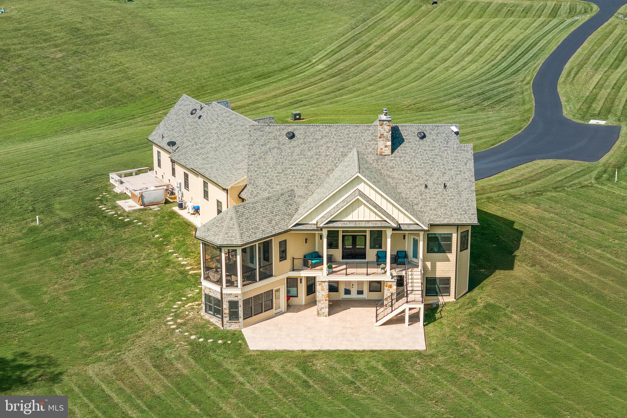 MOUNTAIN VISTA - Residential