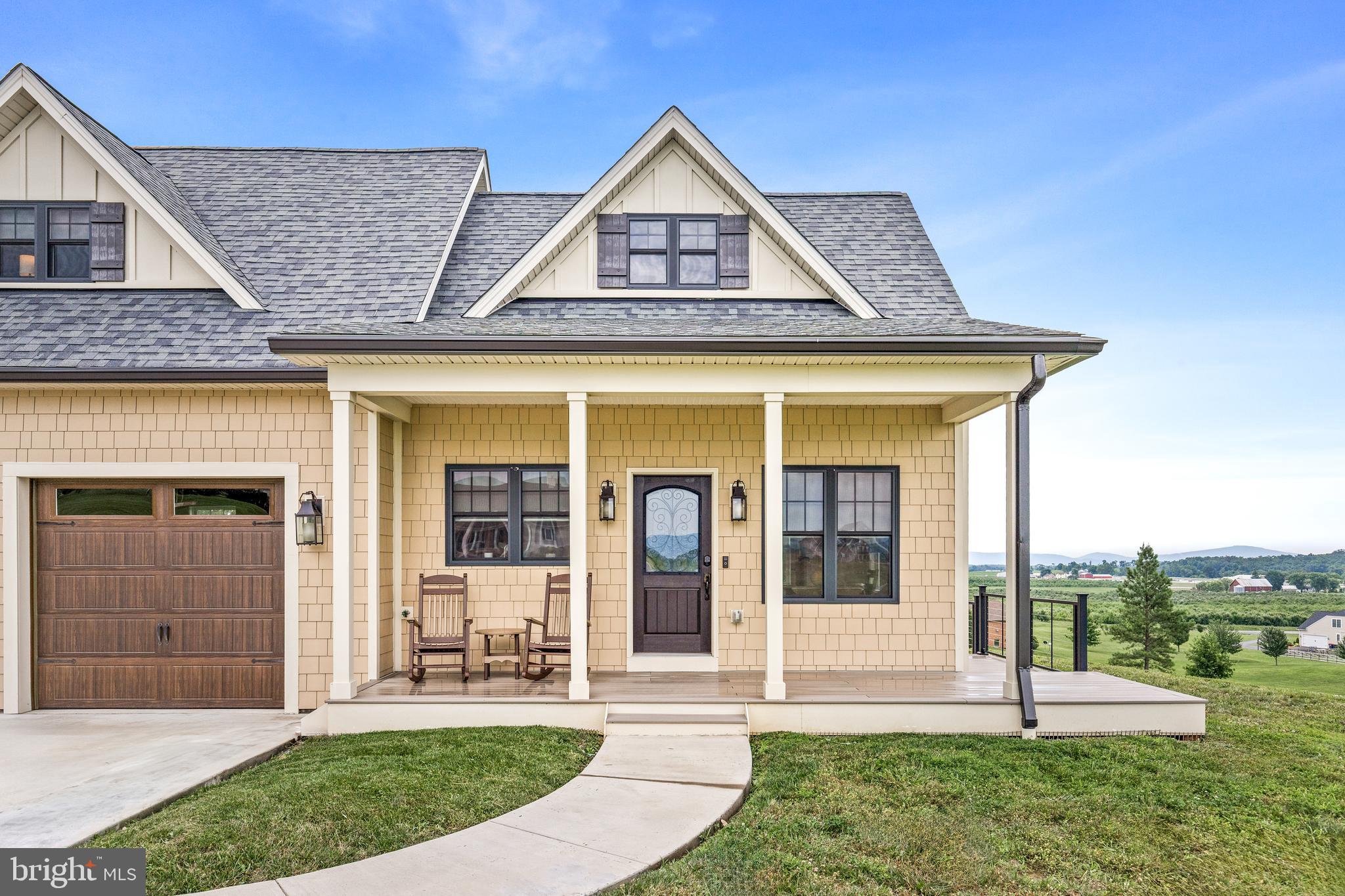 MOUNTAIN VISTA - Residential