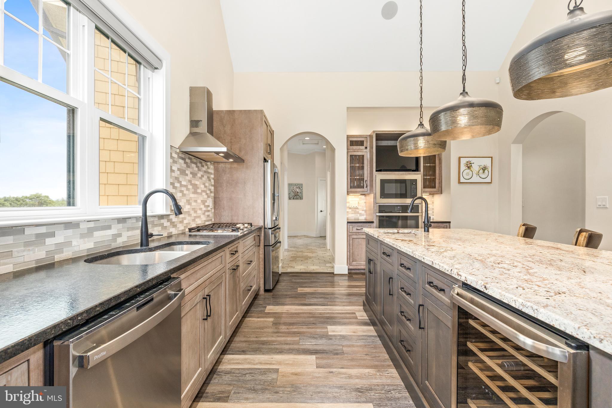 MOUNTAIN VISTA - Residential