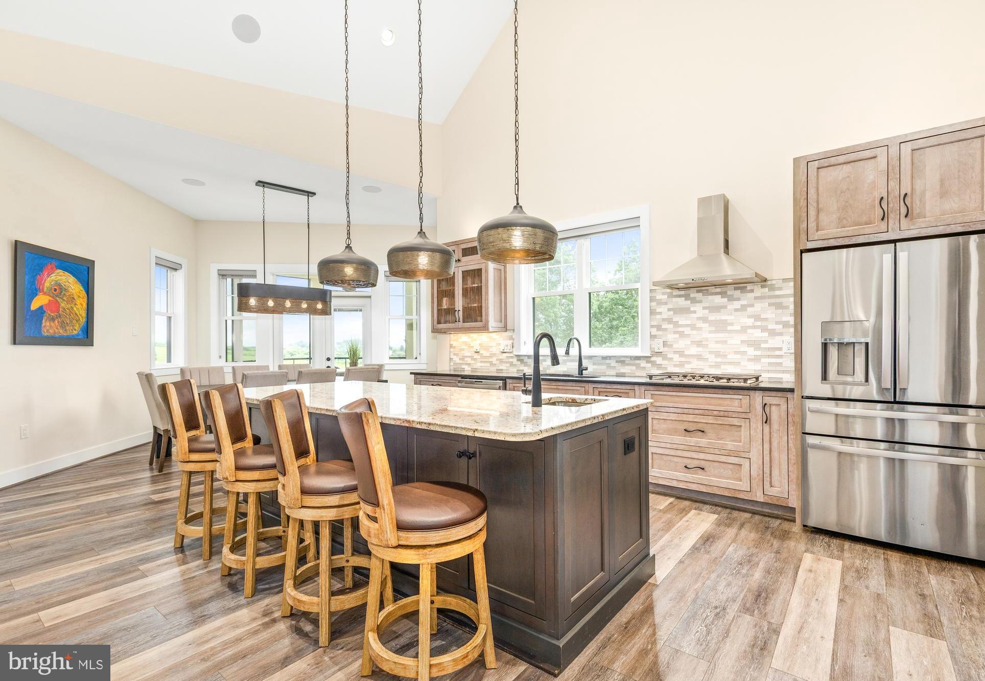 MOUNTAIN VISTA - Residential