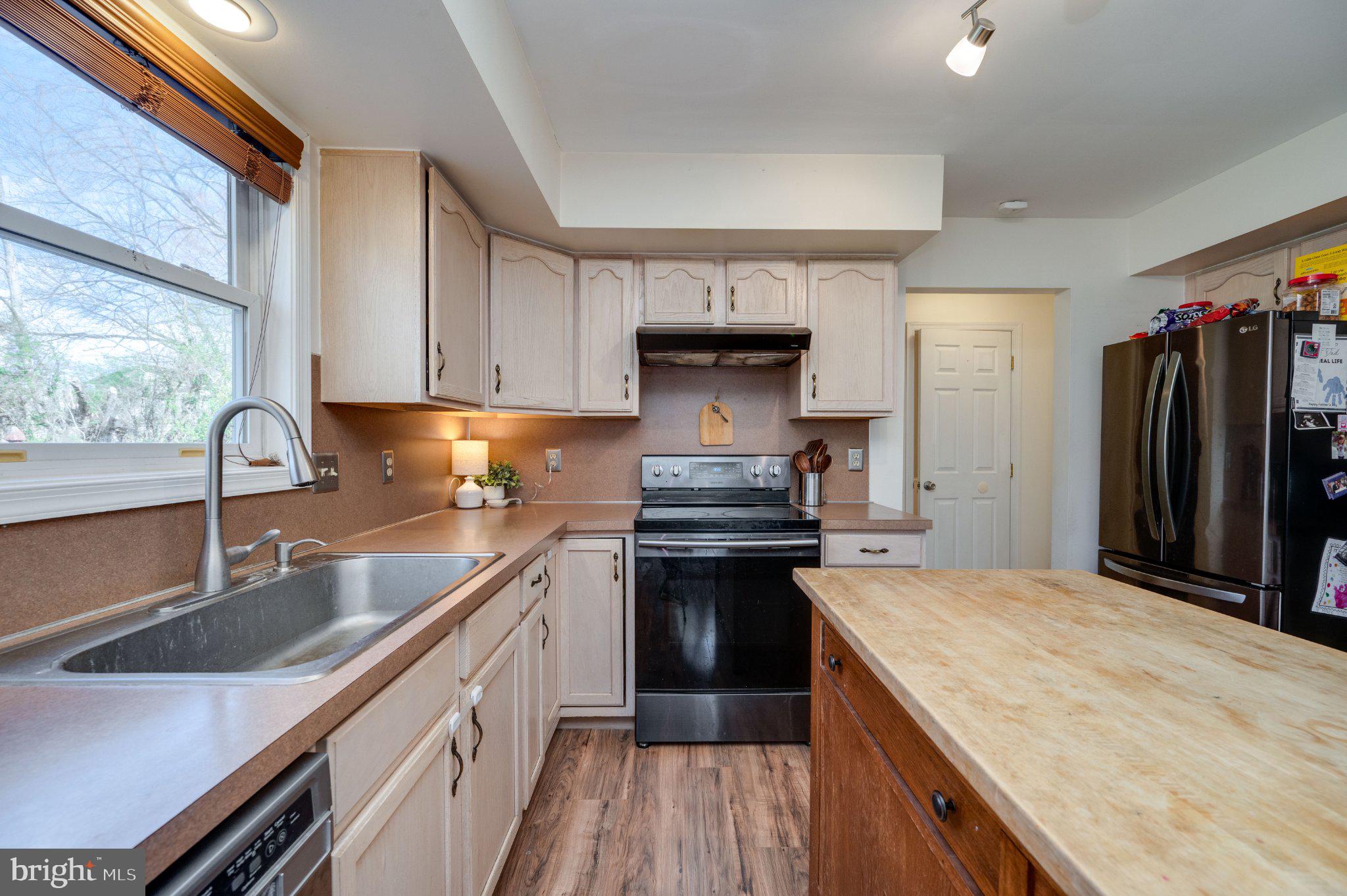 LONG POND - Residential