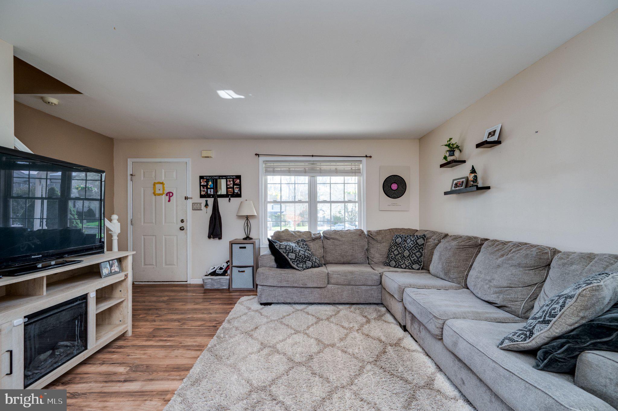 LONG POND - Residential