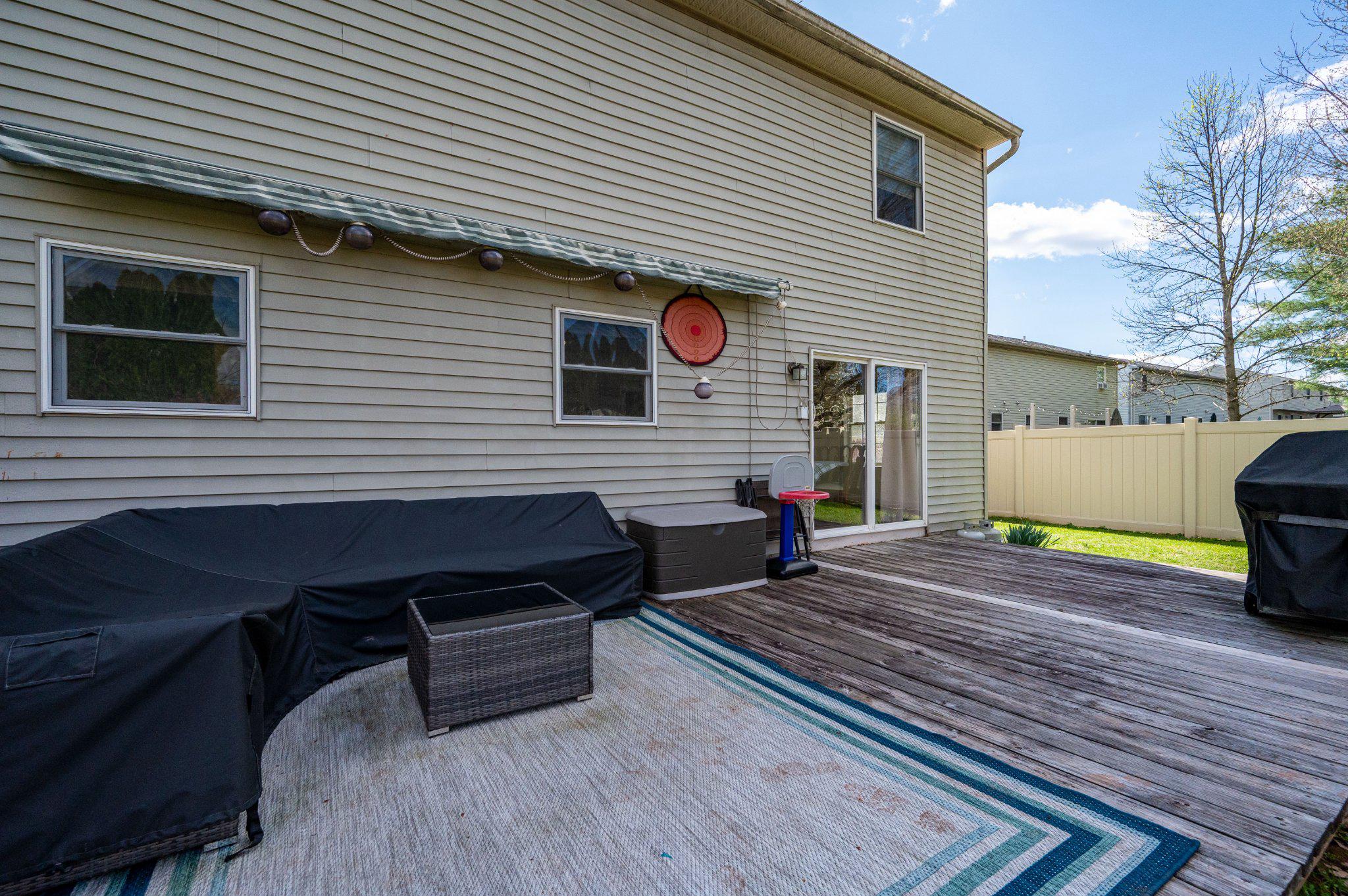 LONG POND - Residential