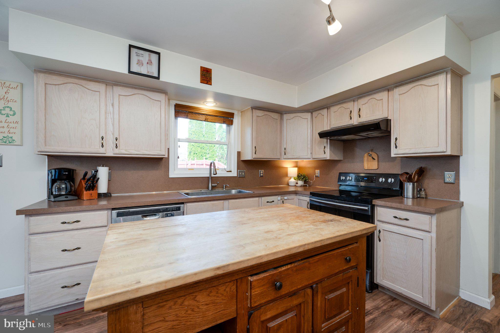 LONG POND - Residential