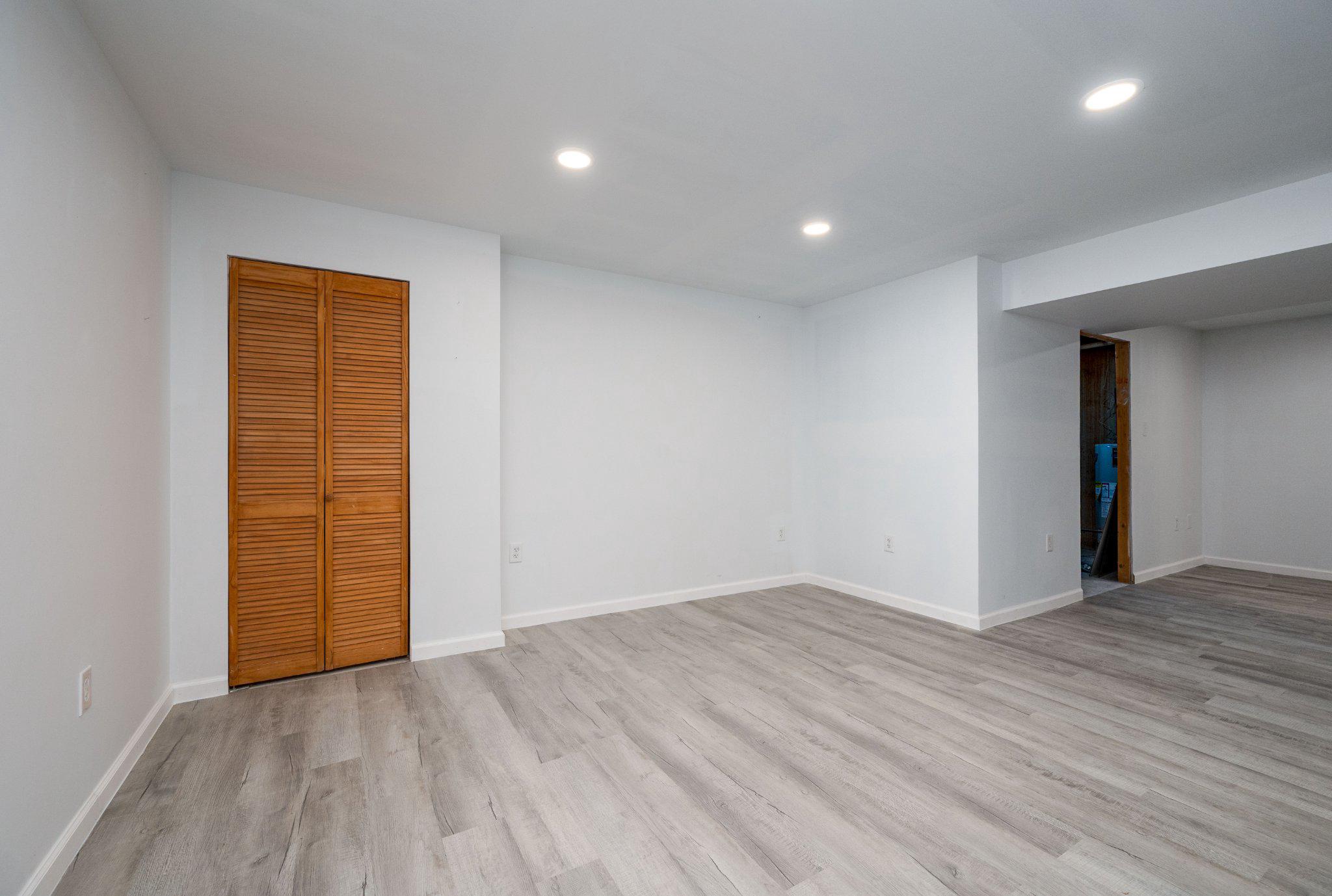 LONG POND - Residential