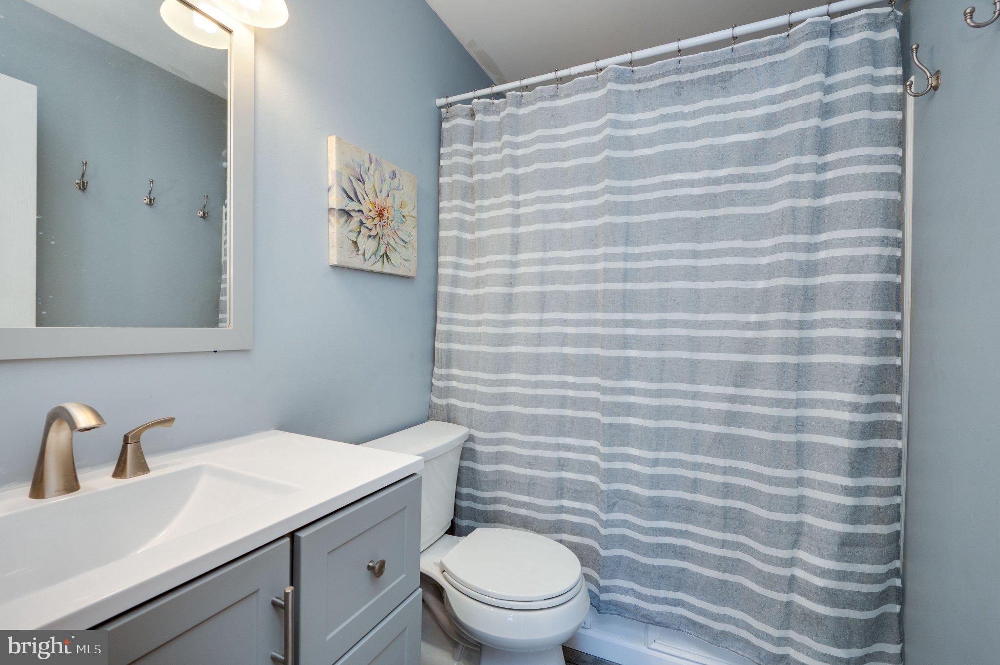 LONG POND - Residential