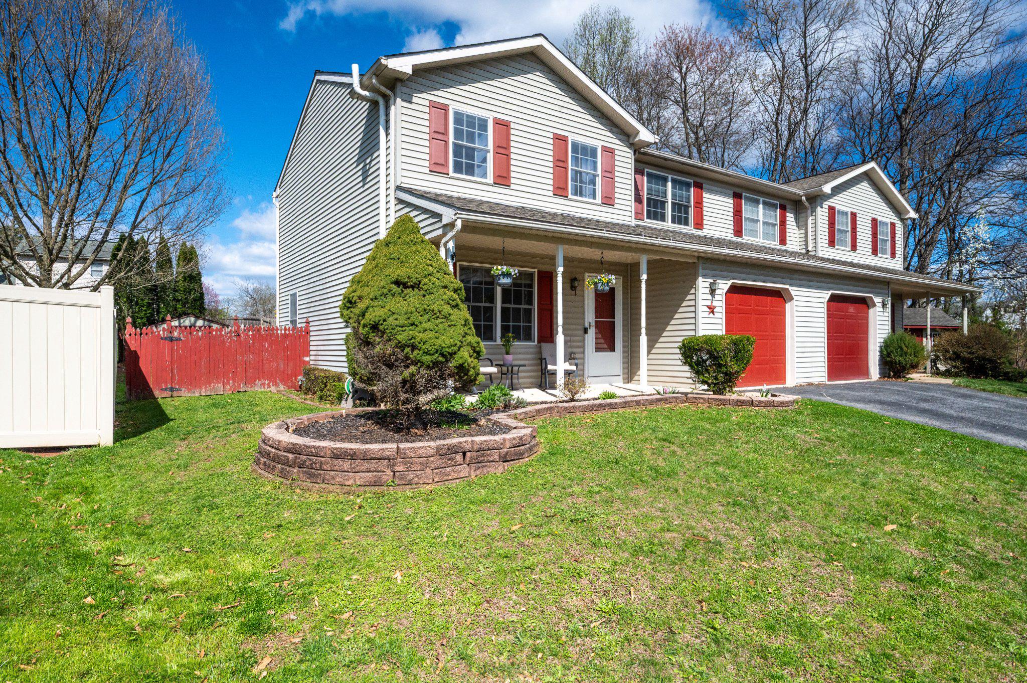 LONG POND - Residential