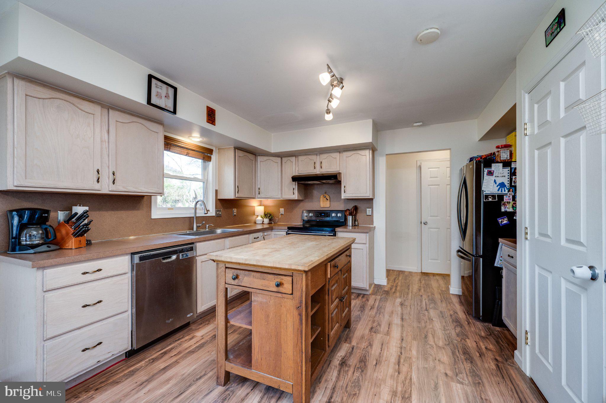 LONG POND - Residential