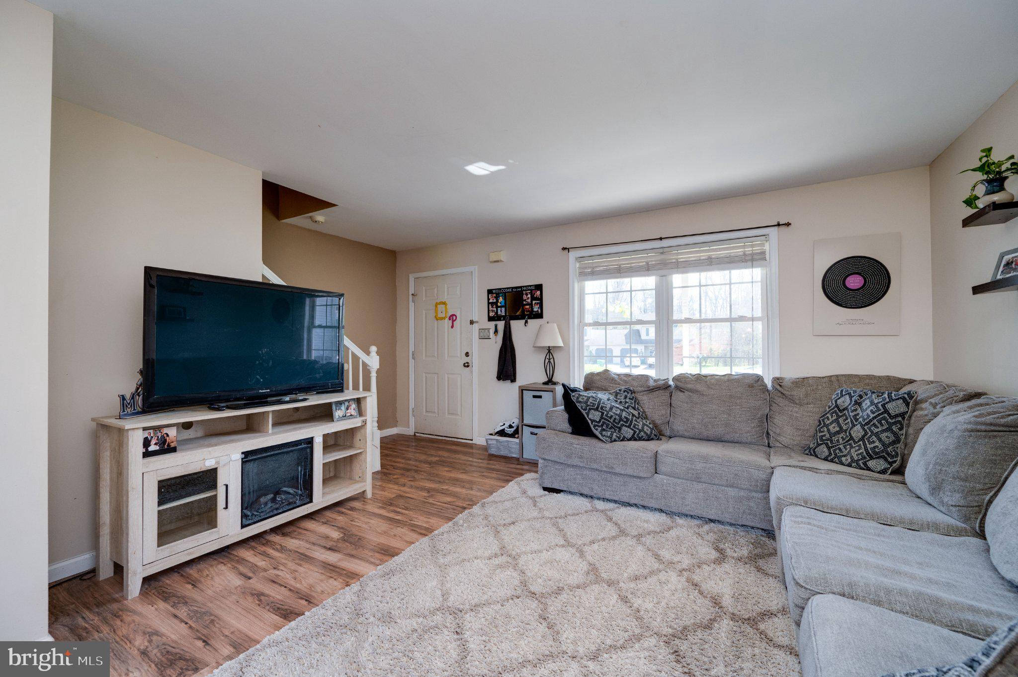 LONG POND - Residential