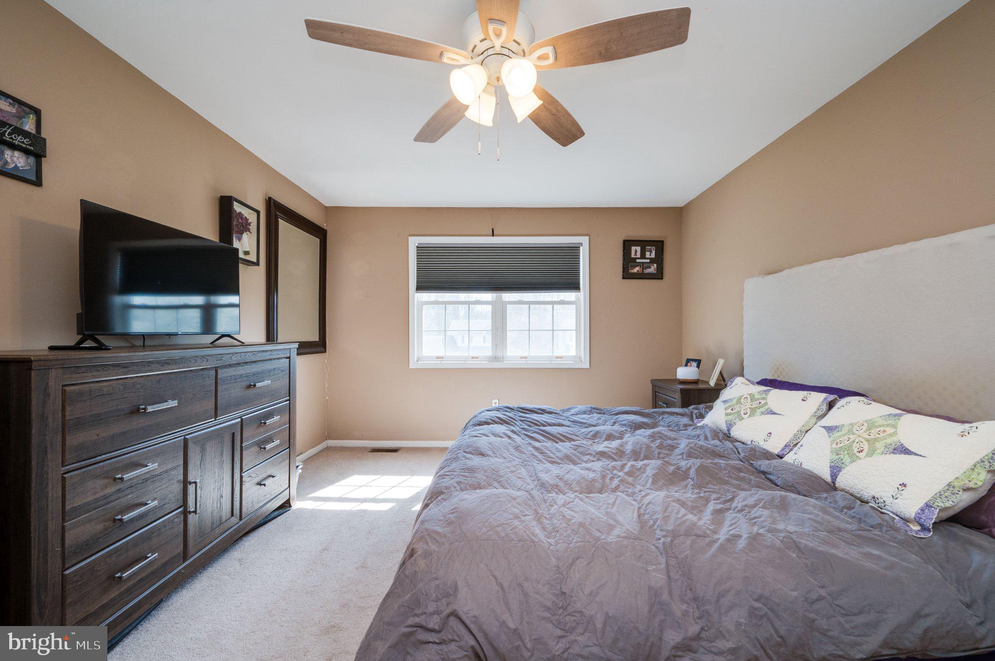 LONG POND - Residential