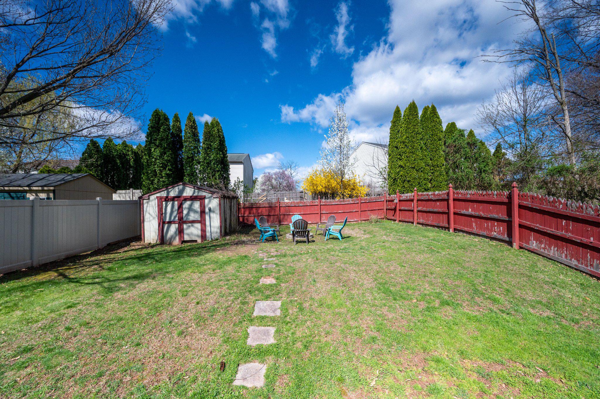 LONG POND - Residential