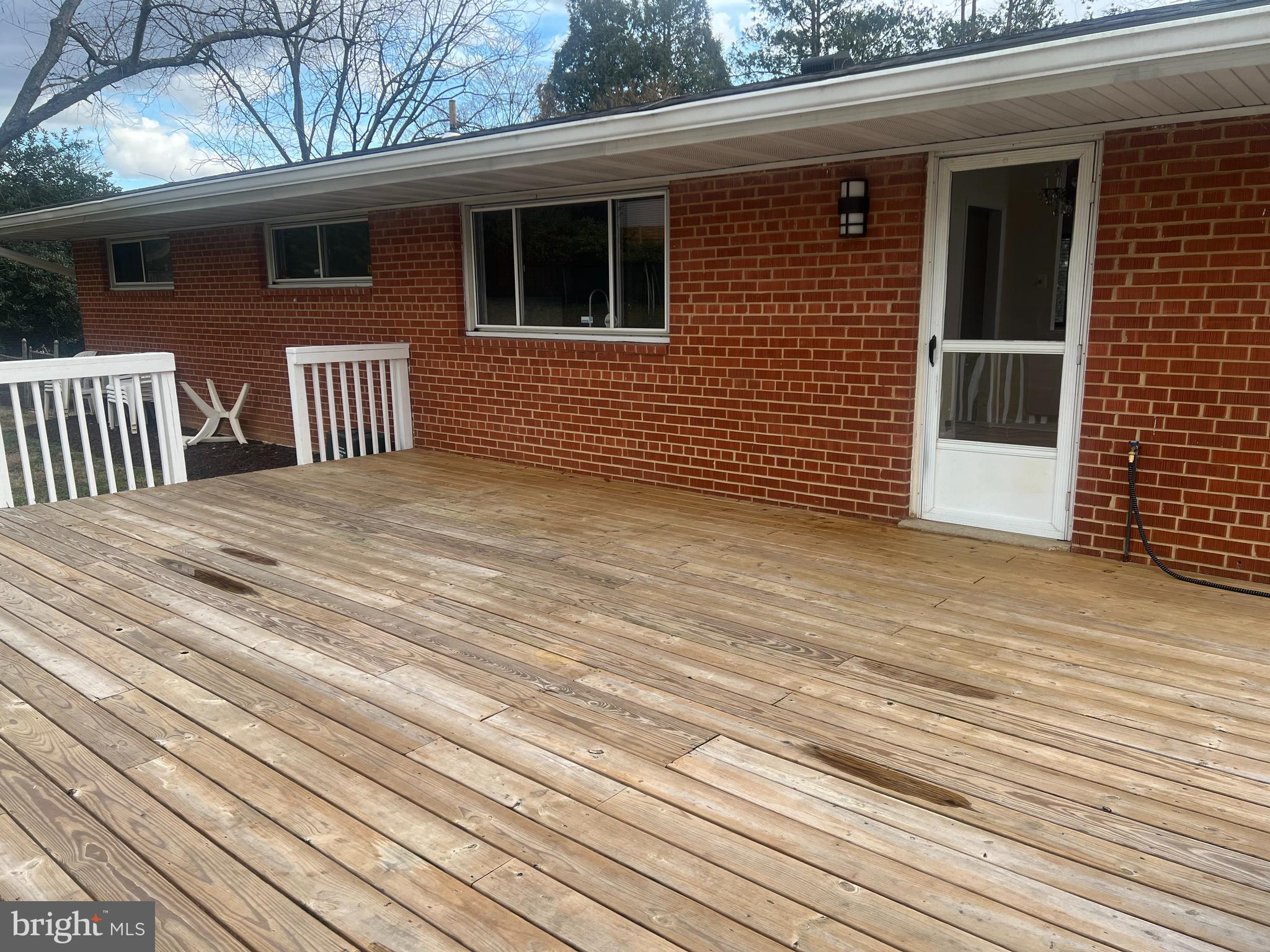 ROSEMONT - Residential Lease