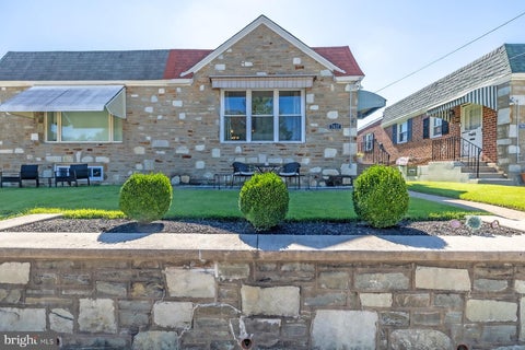 Townhouse For Sale - 7657 Fillmore Street<br/> PHILADELPHIA, PA 19111