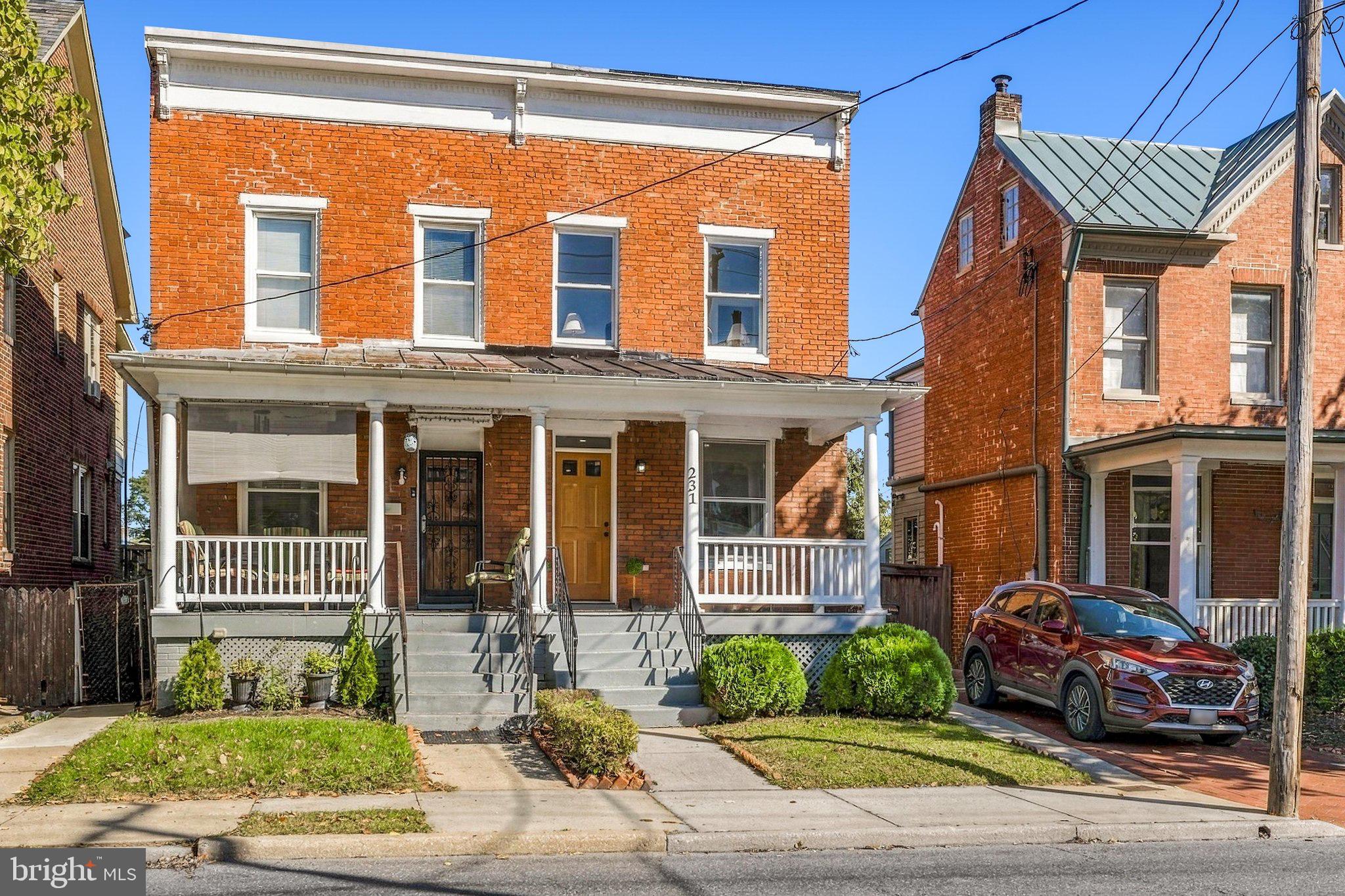 231 W SOUTH STREET