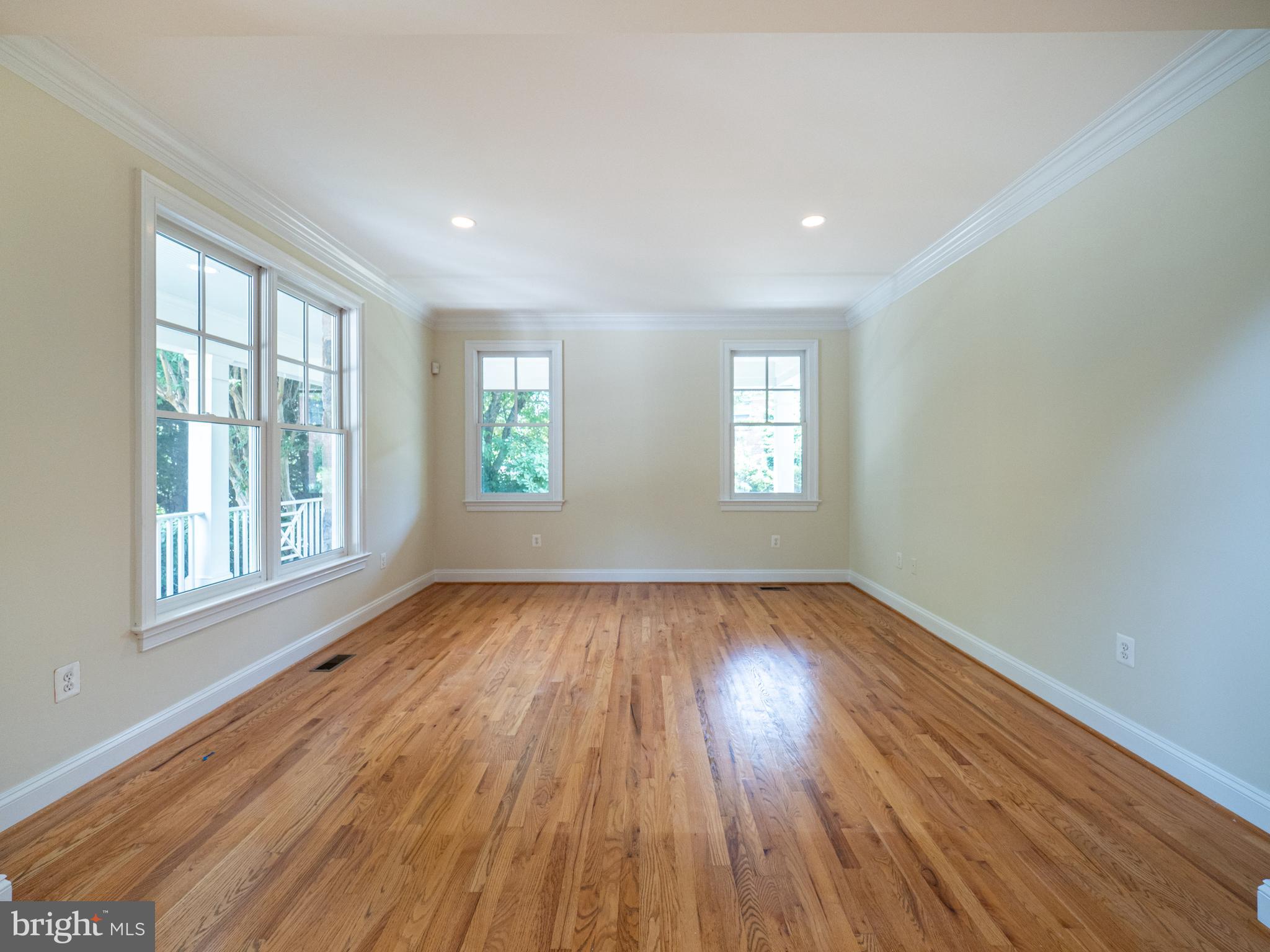 PINEVIEW - Residential