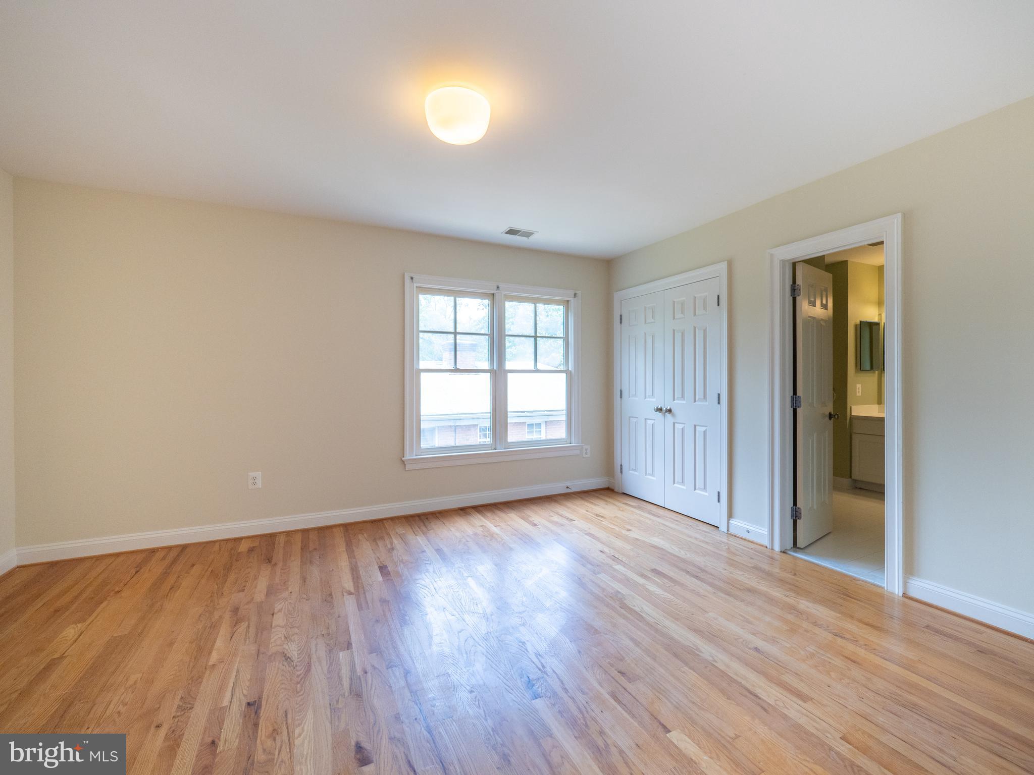 PINEVIEW - Residential