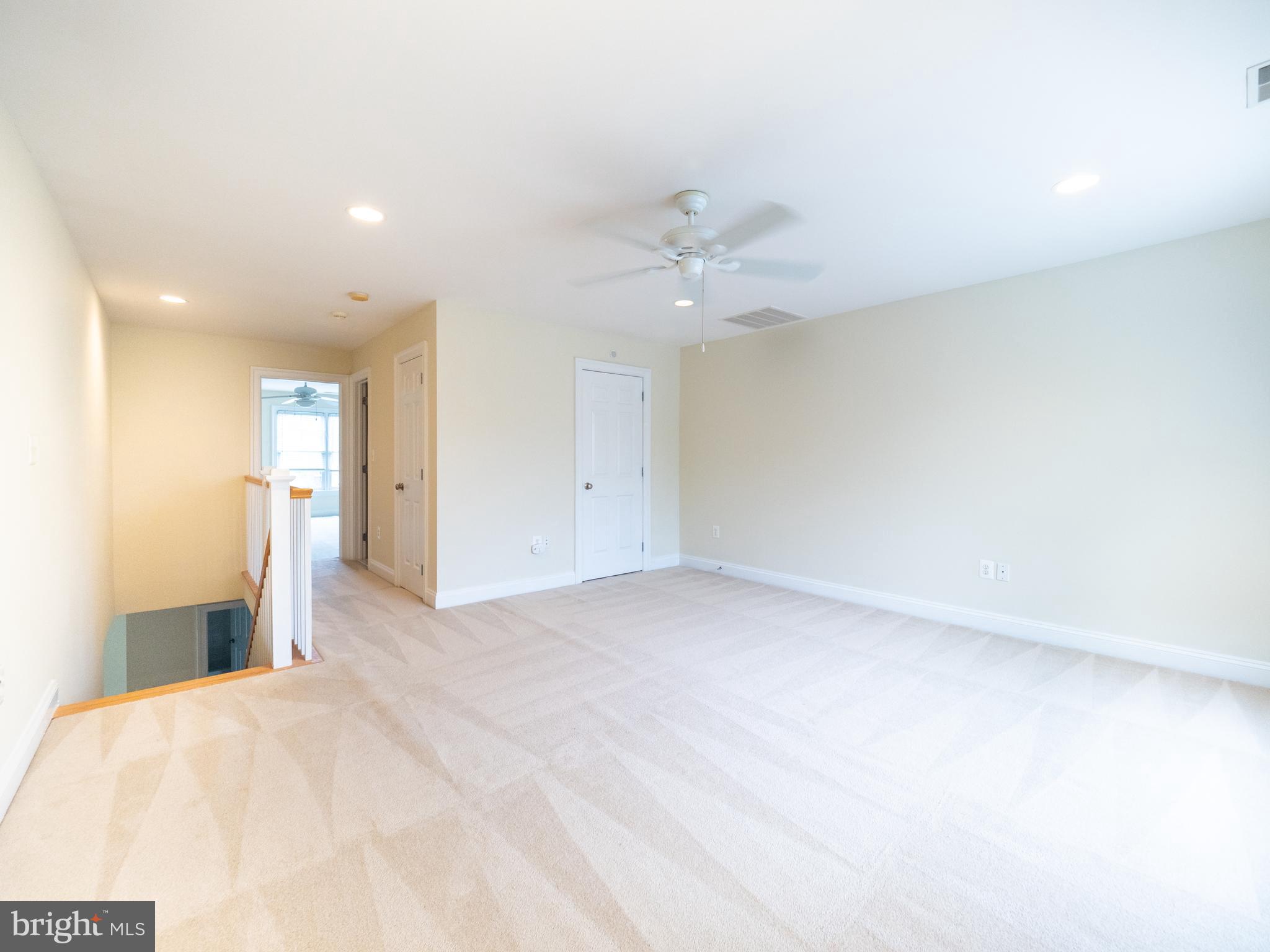 PINEVIEW - Residential