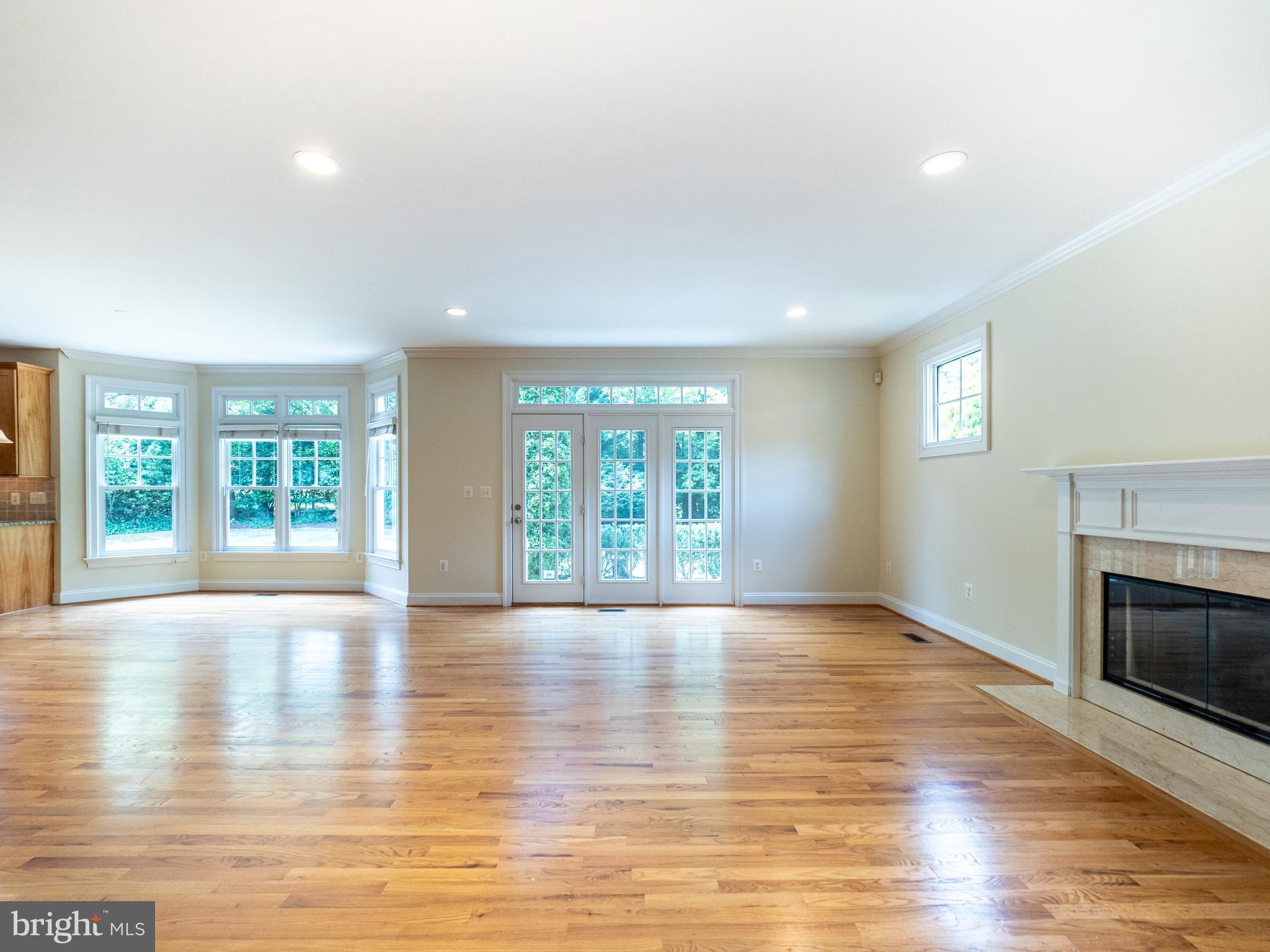 PINEVIEW - Residential