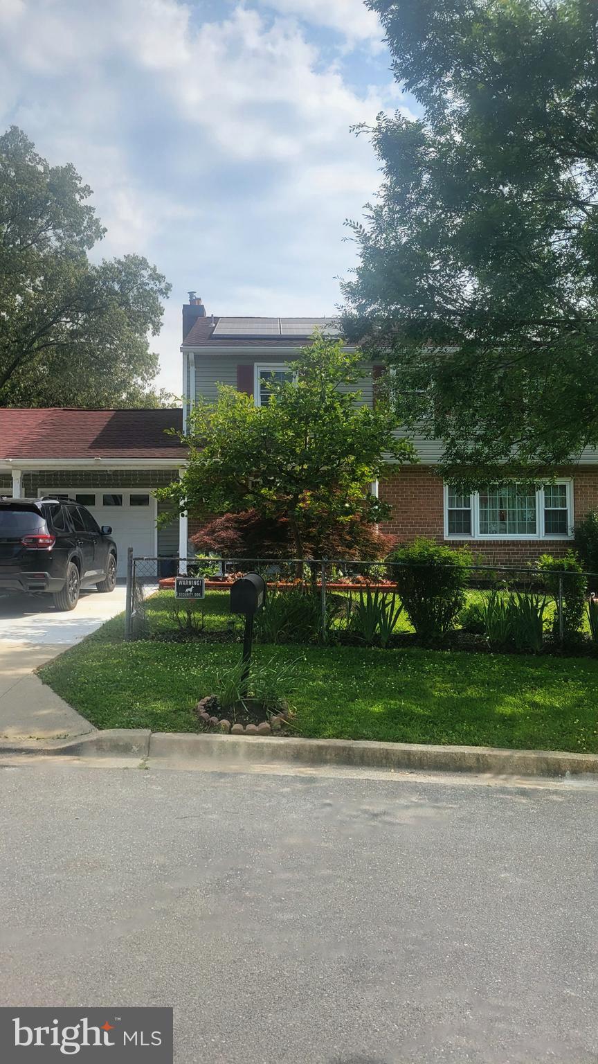 3905 STOCONGA DR.