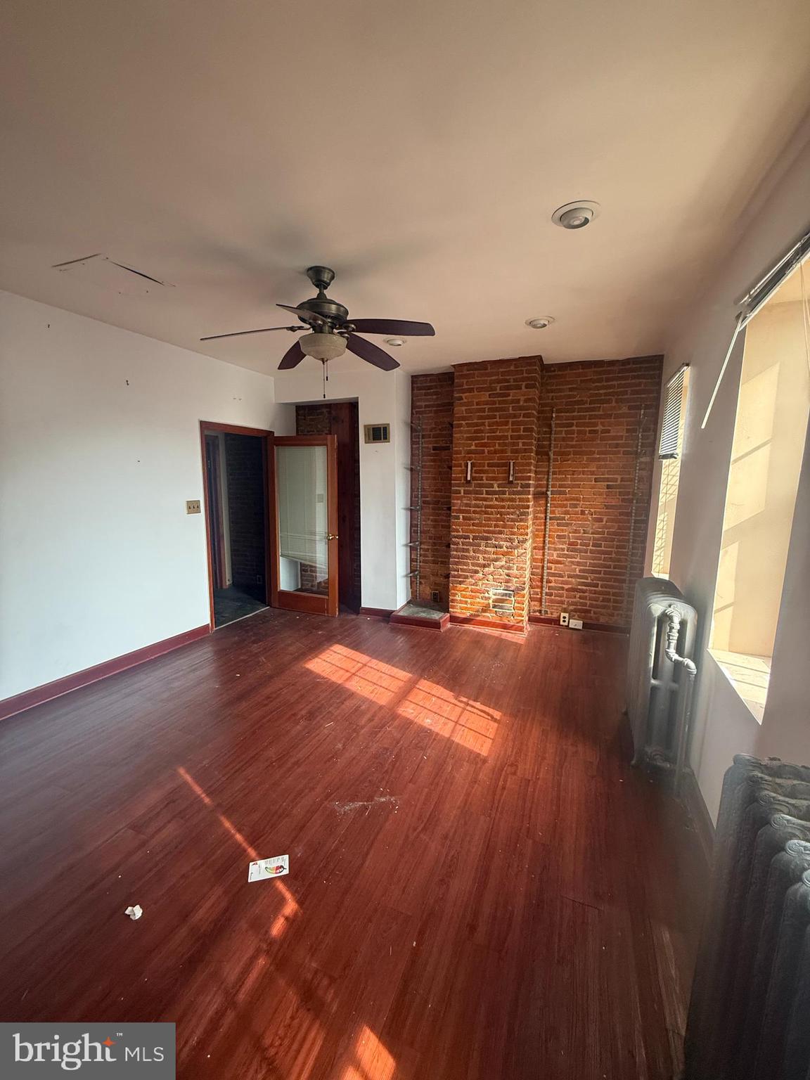 LOWER CHARLES VILLAGE - Residential