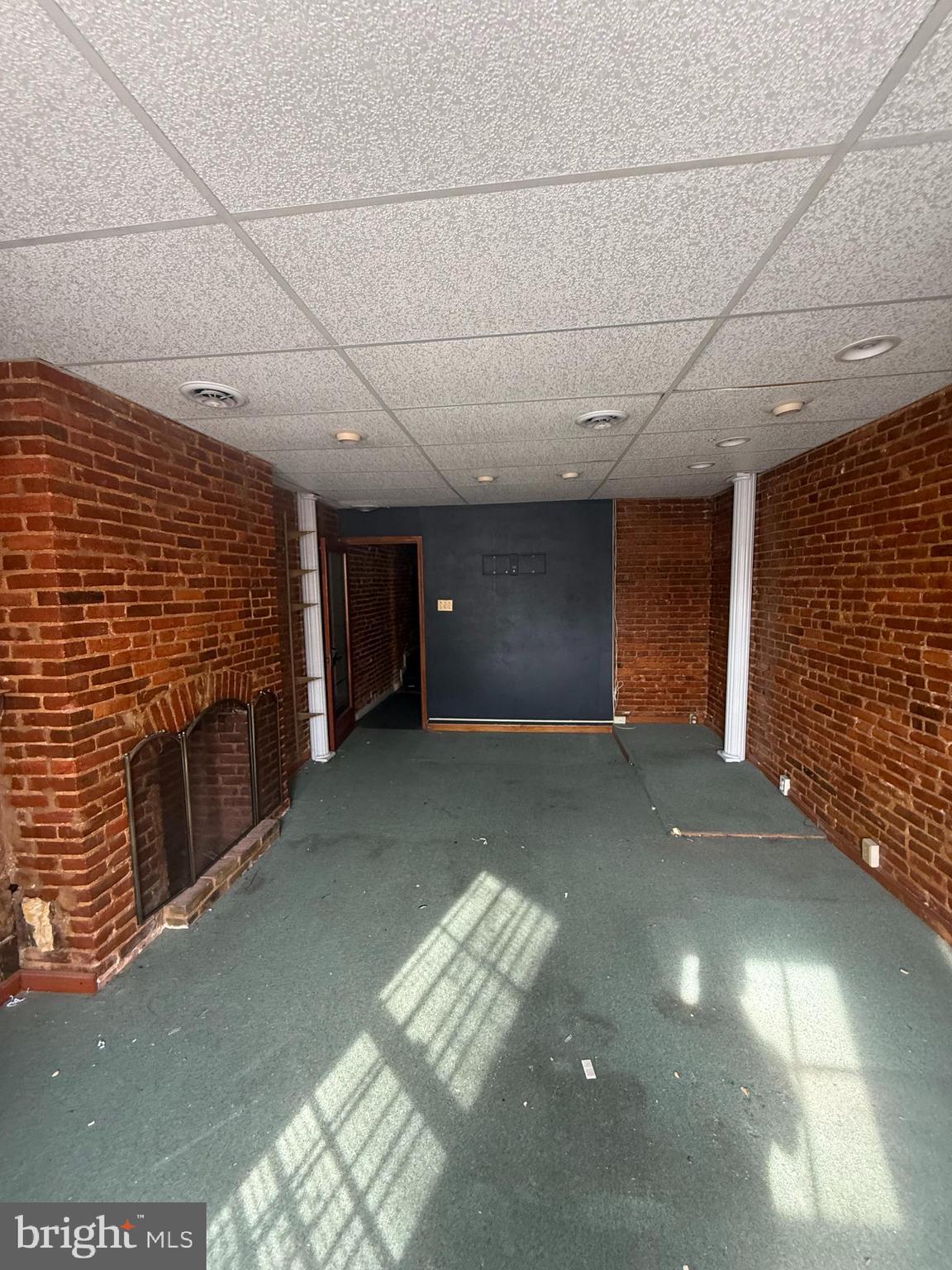 LOWER CHARLES VILLAGE - Residential