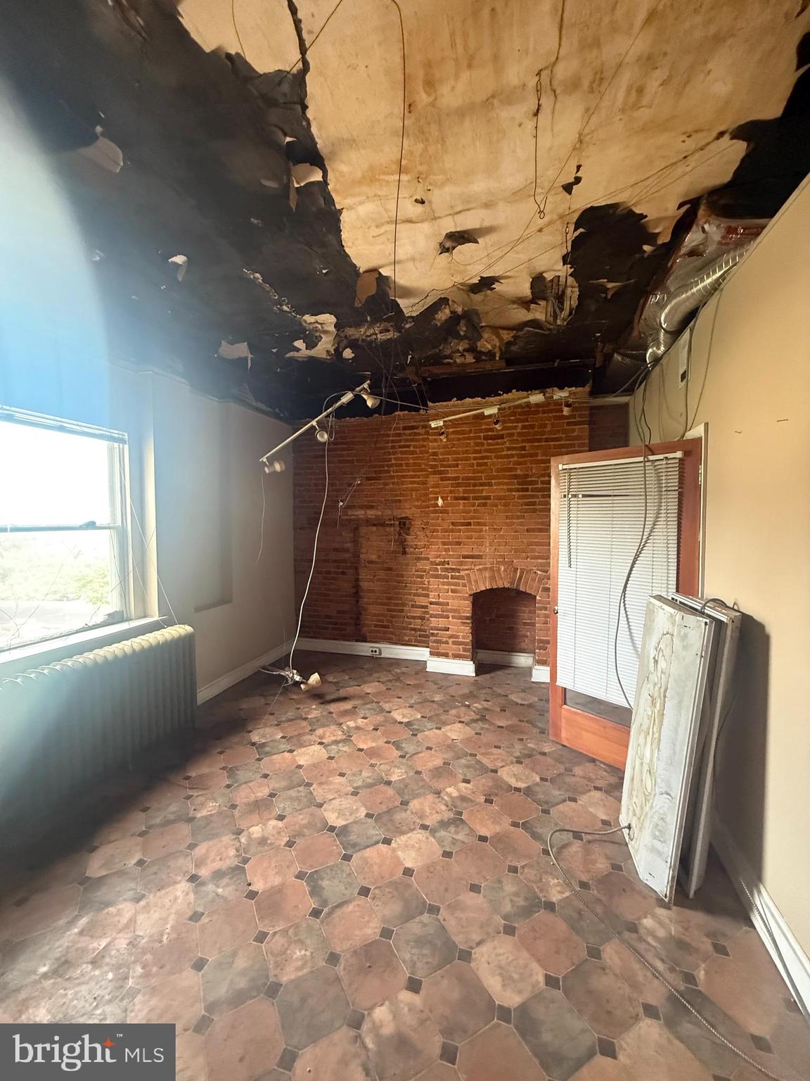 LOWER CHARLES VILLAGE - Residential