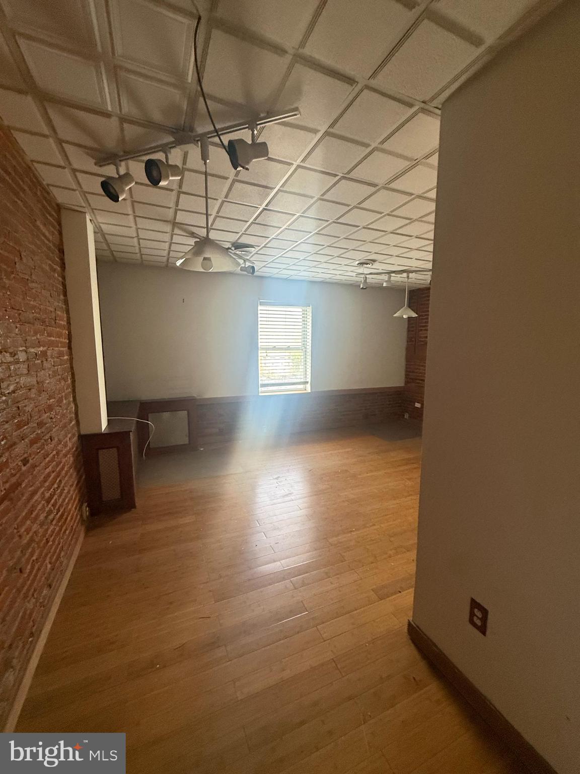 LOWER CHARLES VILLAGE - Residential