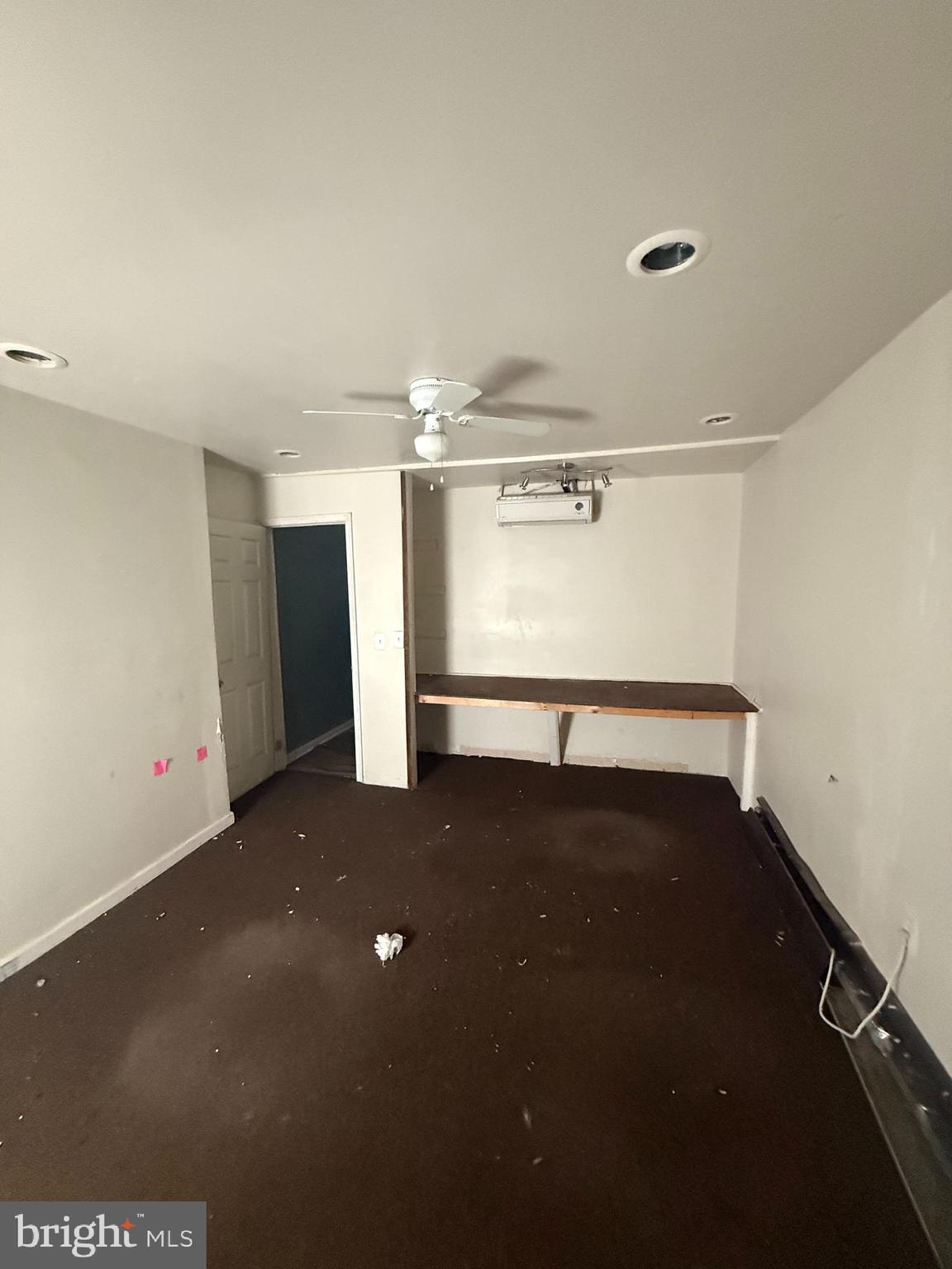 LOWER CHARLES VILLAGE - Residential