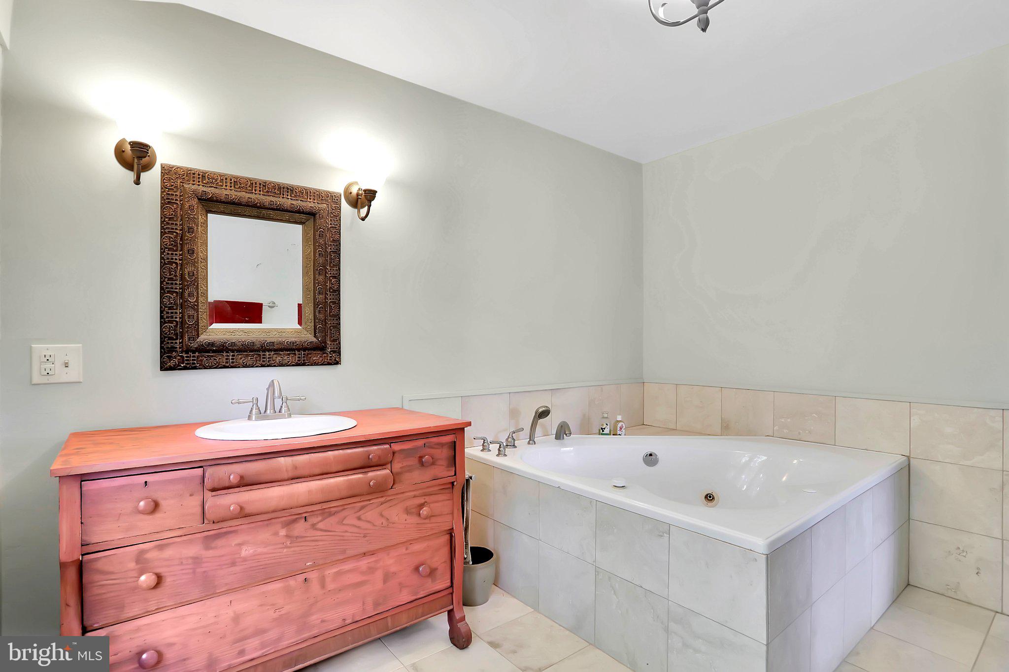 KENTISH DOWNS - Residential