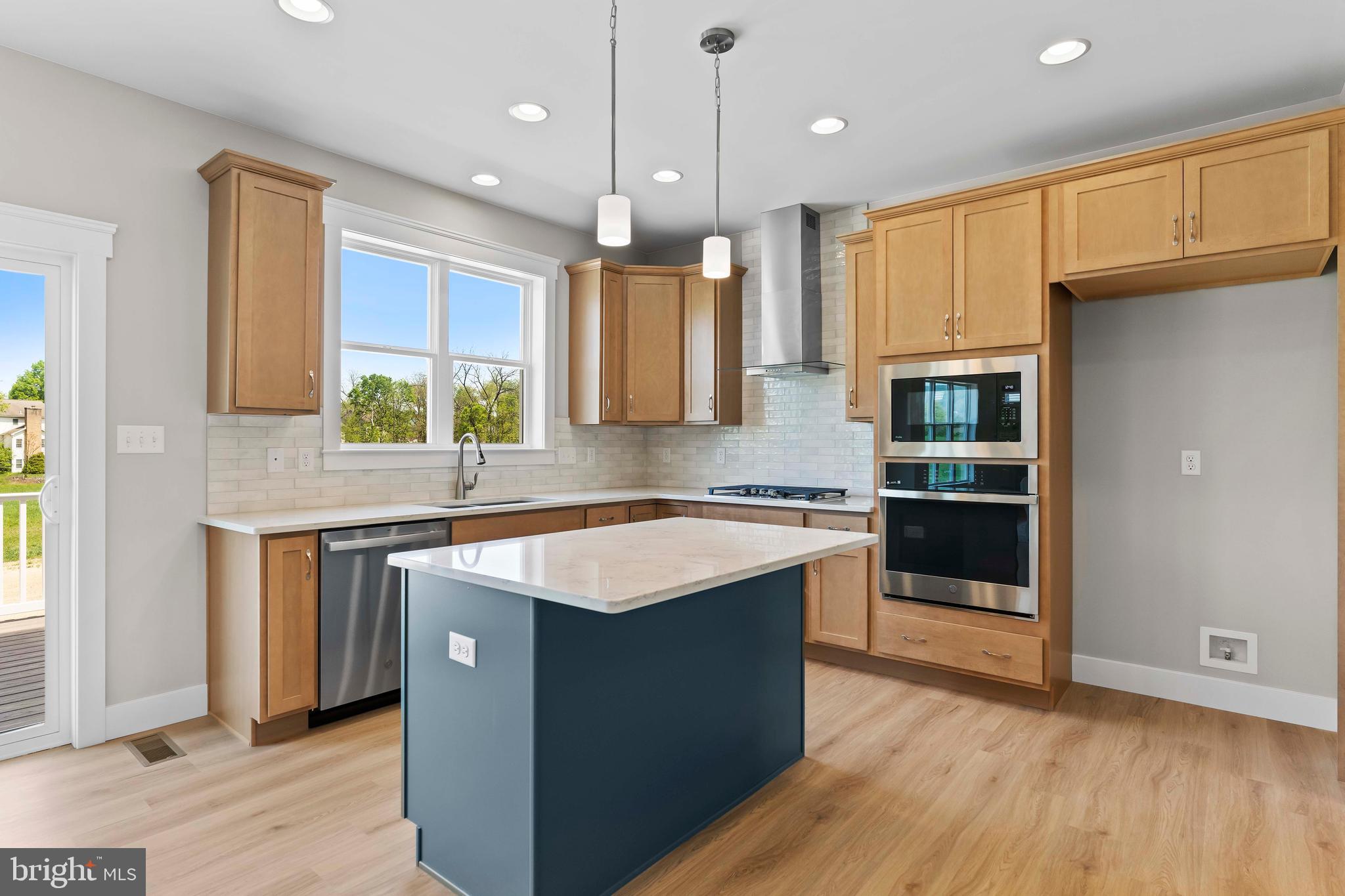 1010 EDORMA COURT