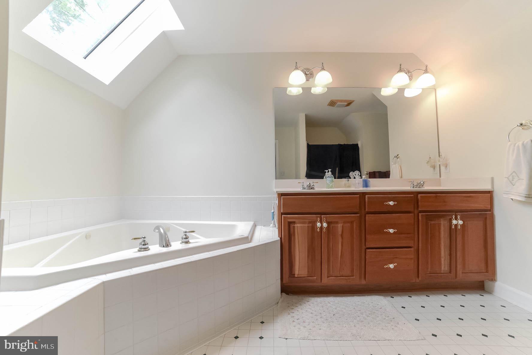 PLEASANT VALLEY FARMSTD - Residential