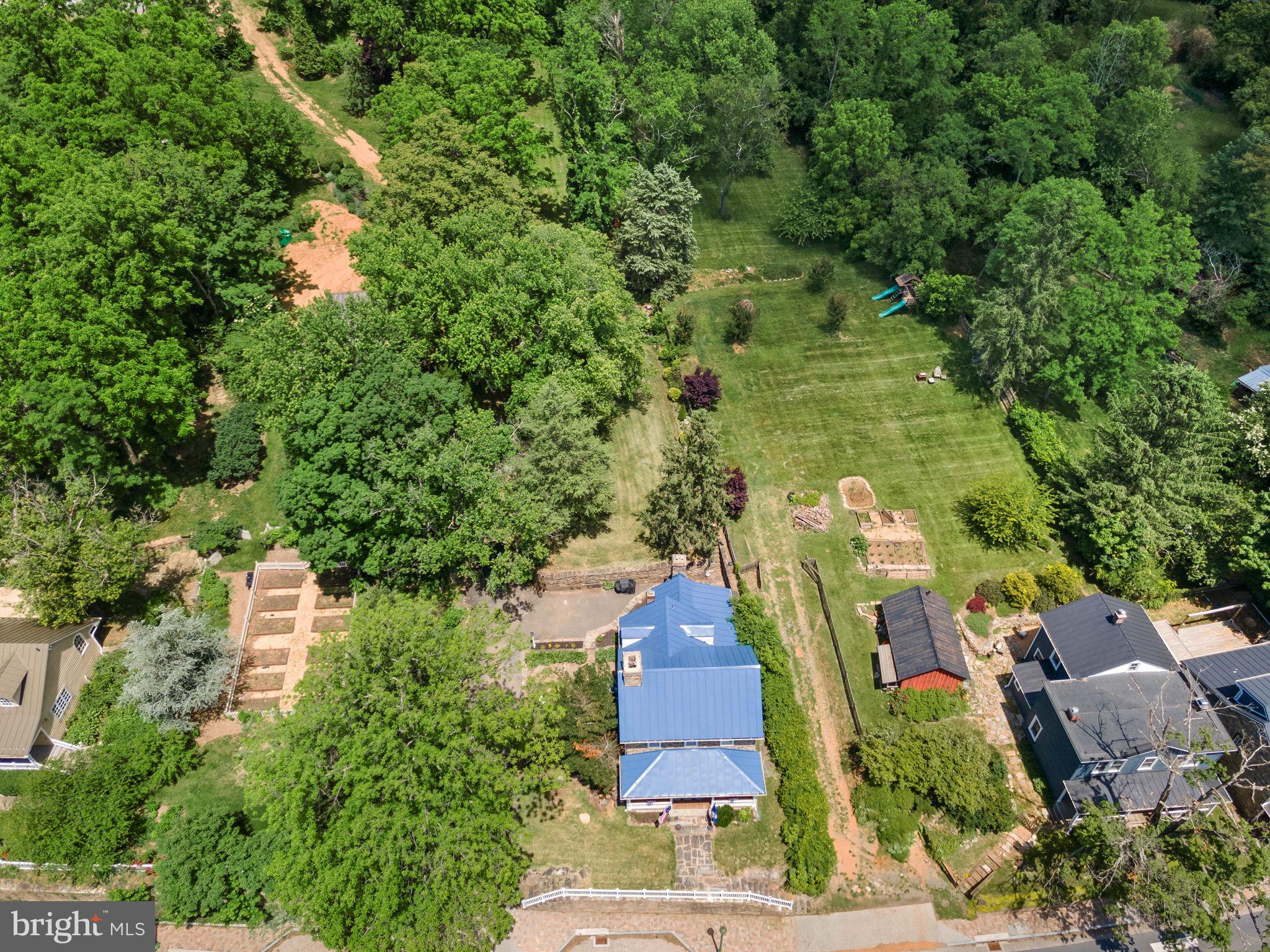 TOWN OF HILLSBORO - Residential