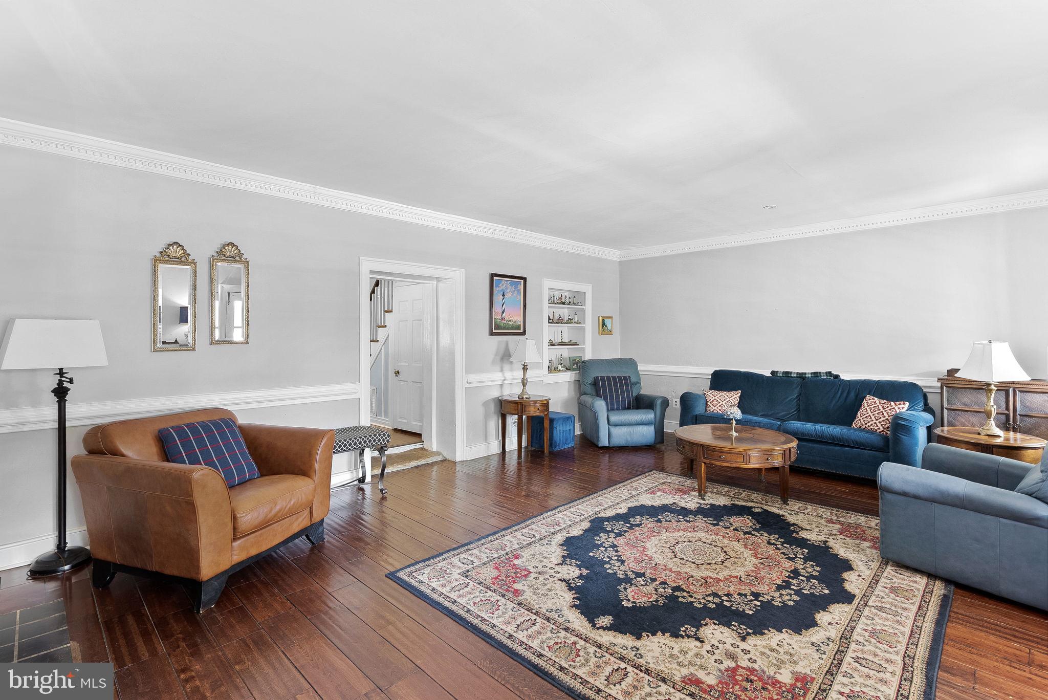 TOWN OF HILLSBORO - Residential