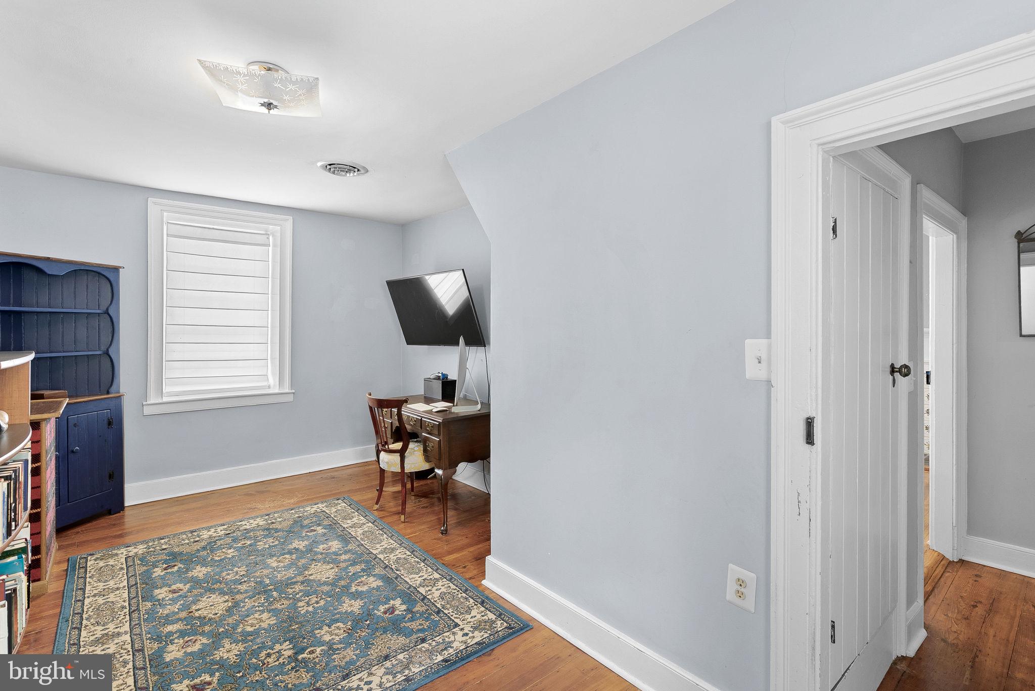 TOWN OF HILLSBORO - Residential