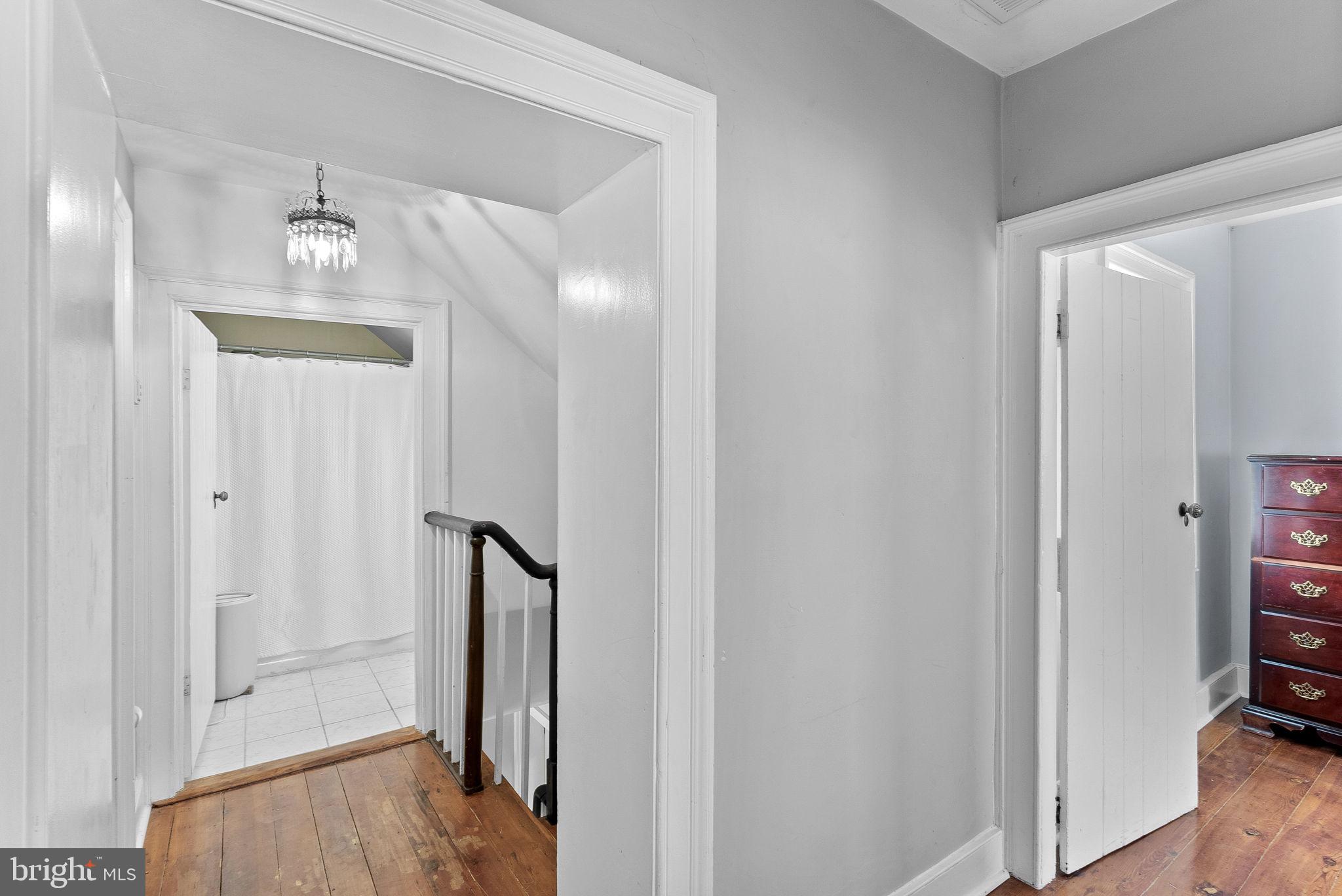 TOWN OF HILLSBORO - Residential