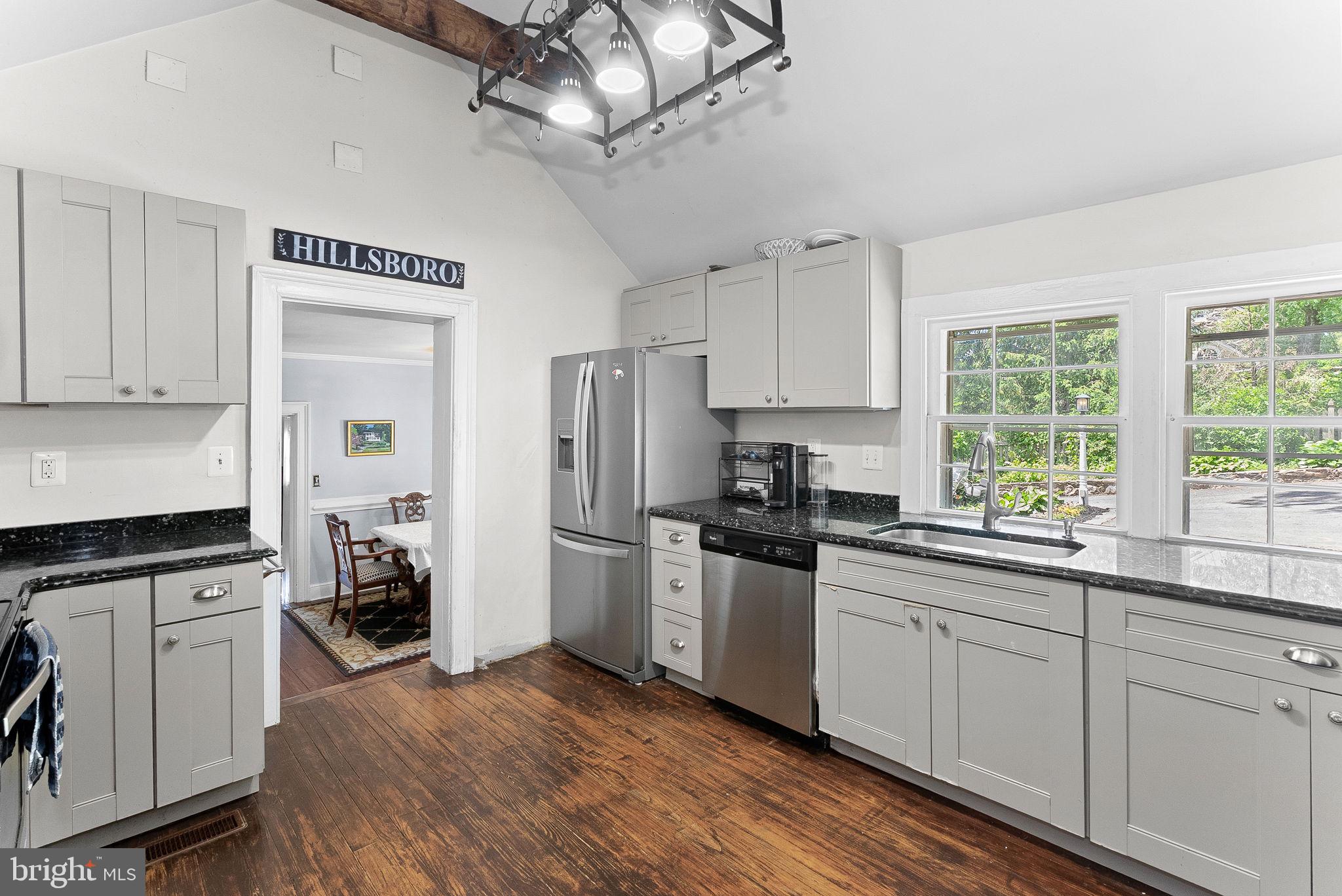 TOWN OF HILLSBORO - Residential