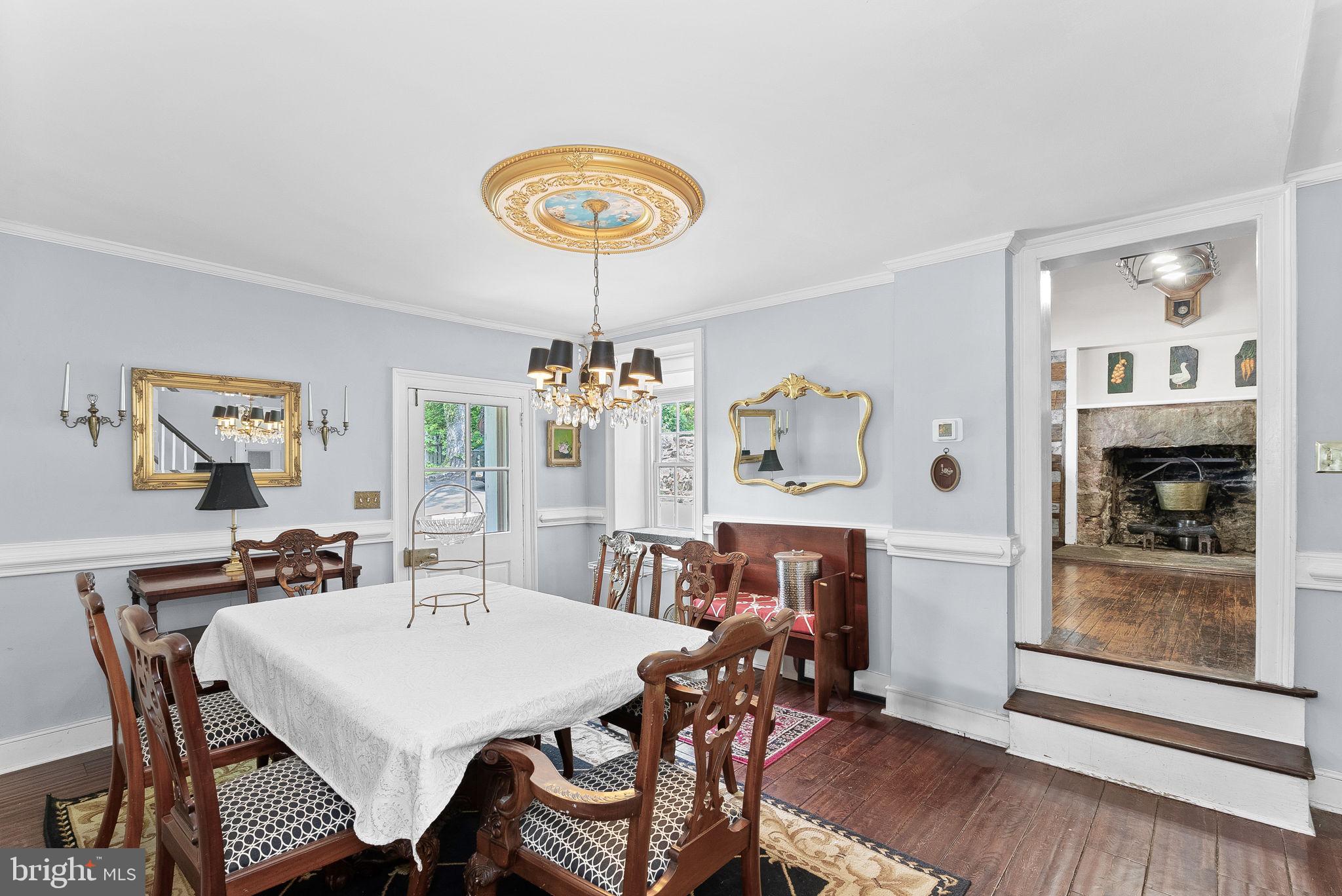 TOWN OF HILLSBORO - Residential