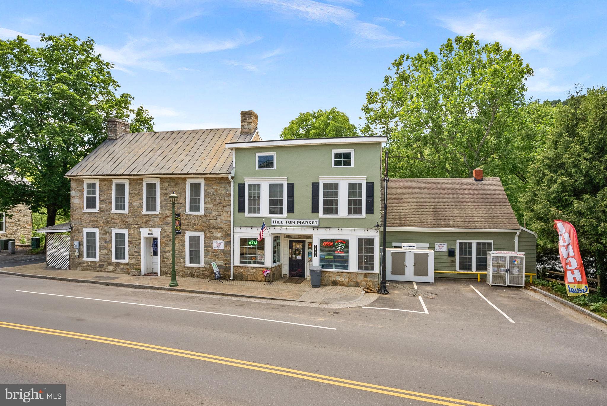 TOWN OF HILLSBORO - Residential