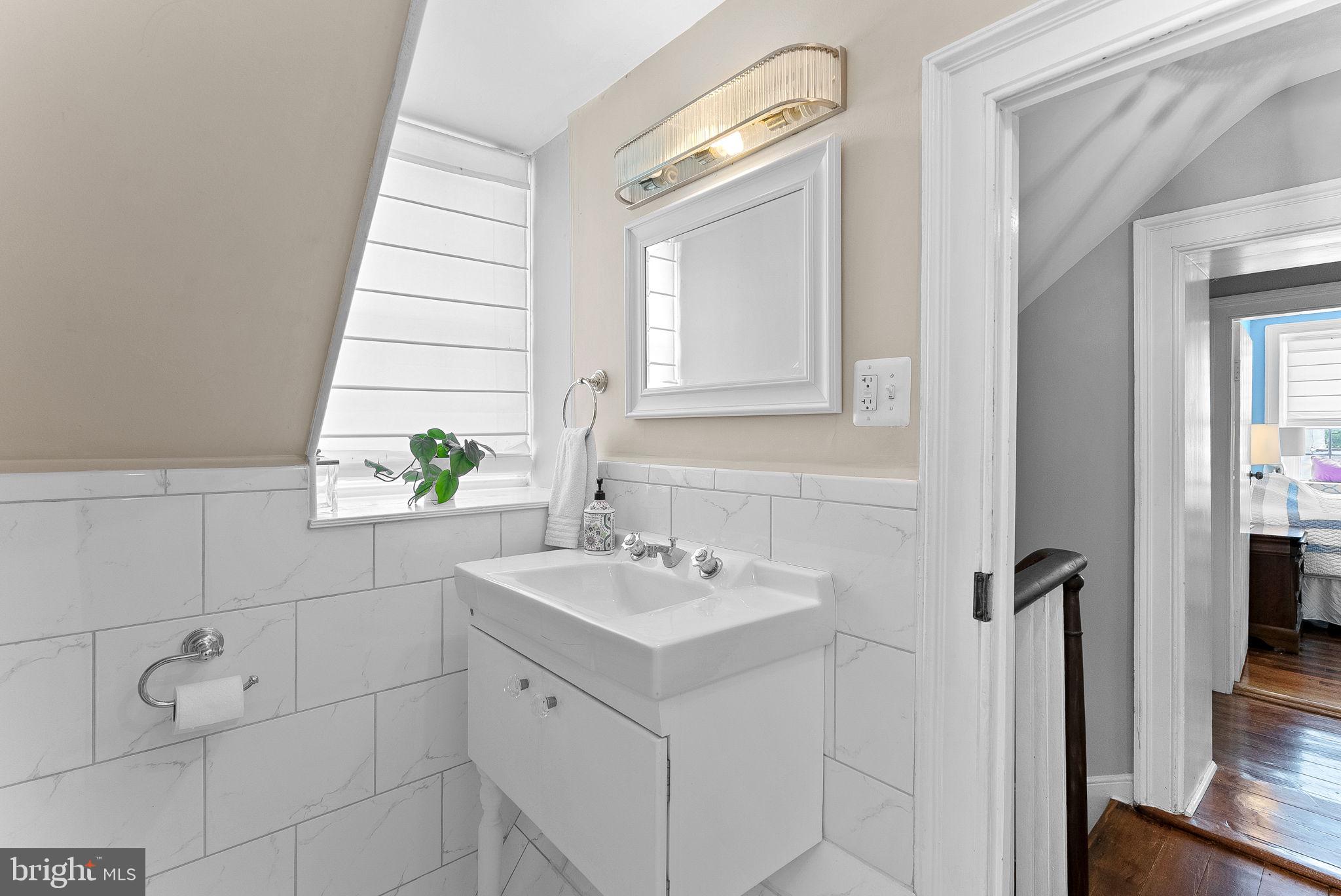 TOWN OF HILLSBORO - Residential