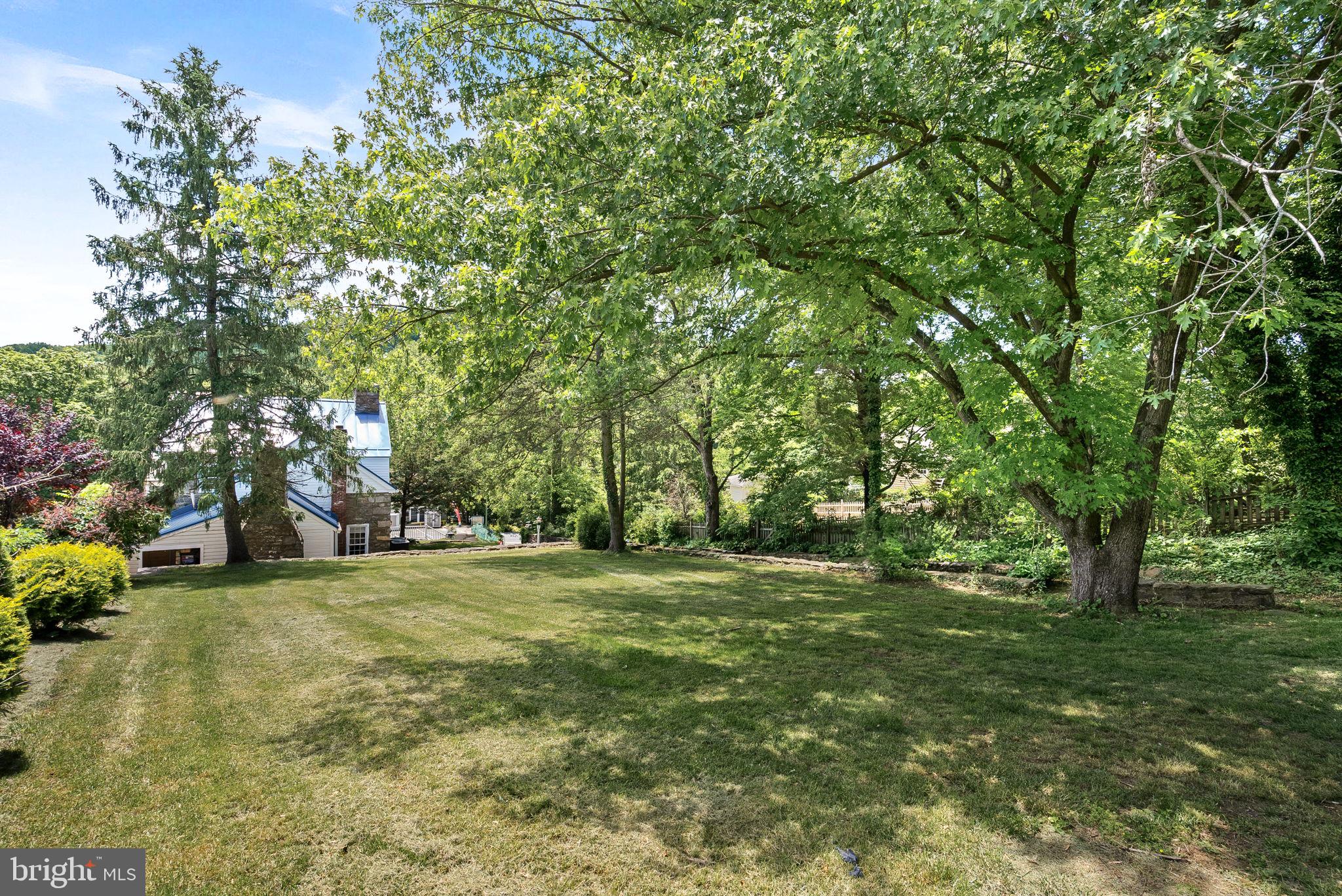 TOWN OF HILLSBORO - Residential