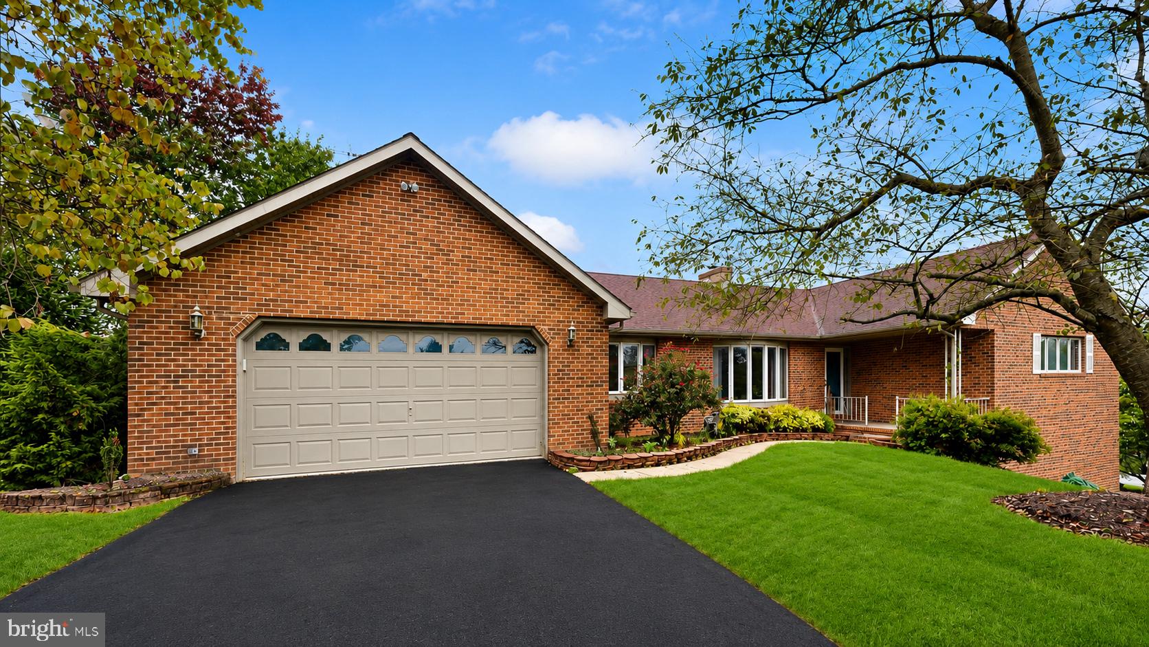 40 MARSTON DRIVE - Photo 2