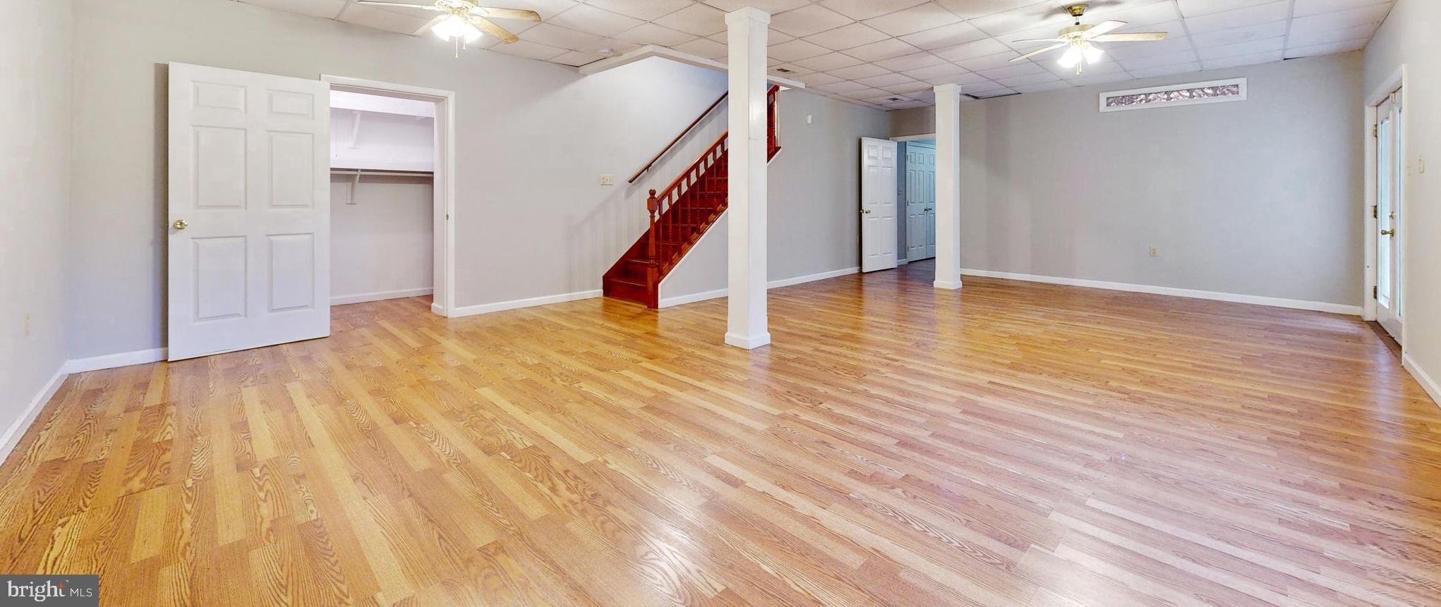 WINFIELD - Residential