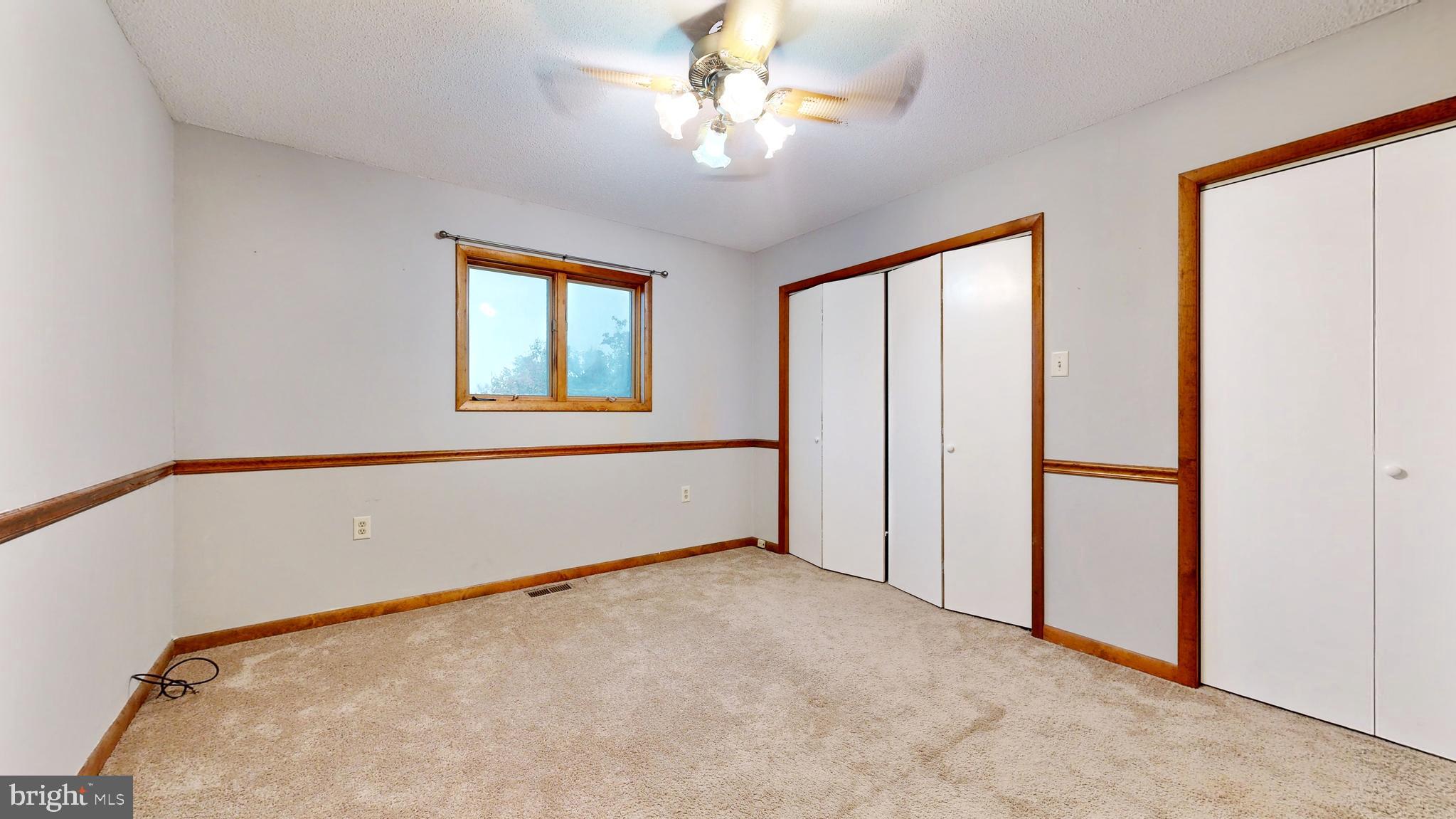 WINFIELD - Residential