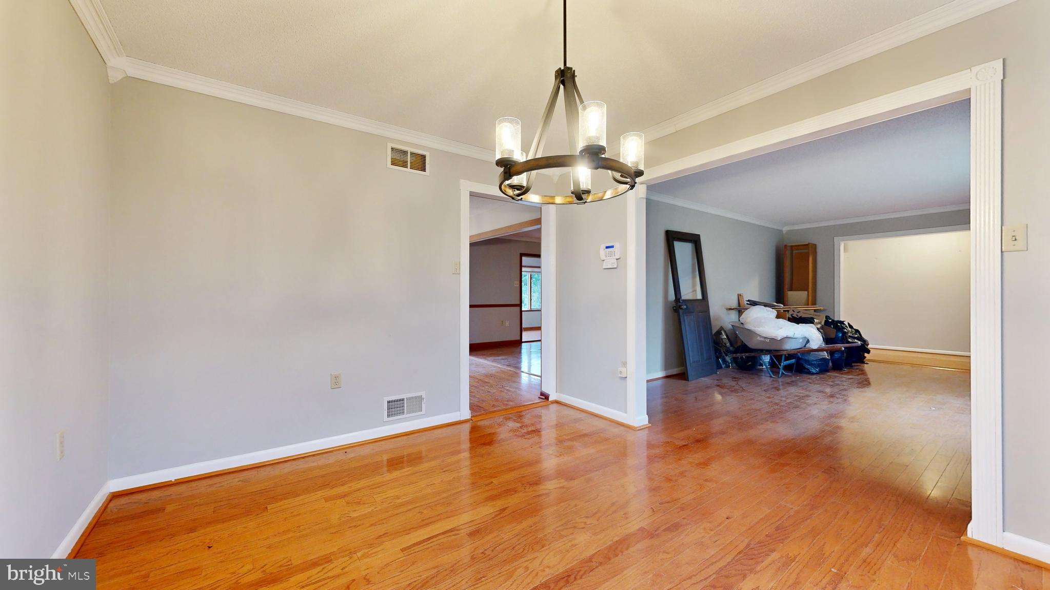 WINFIELD - Residential